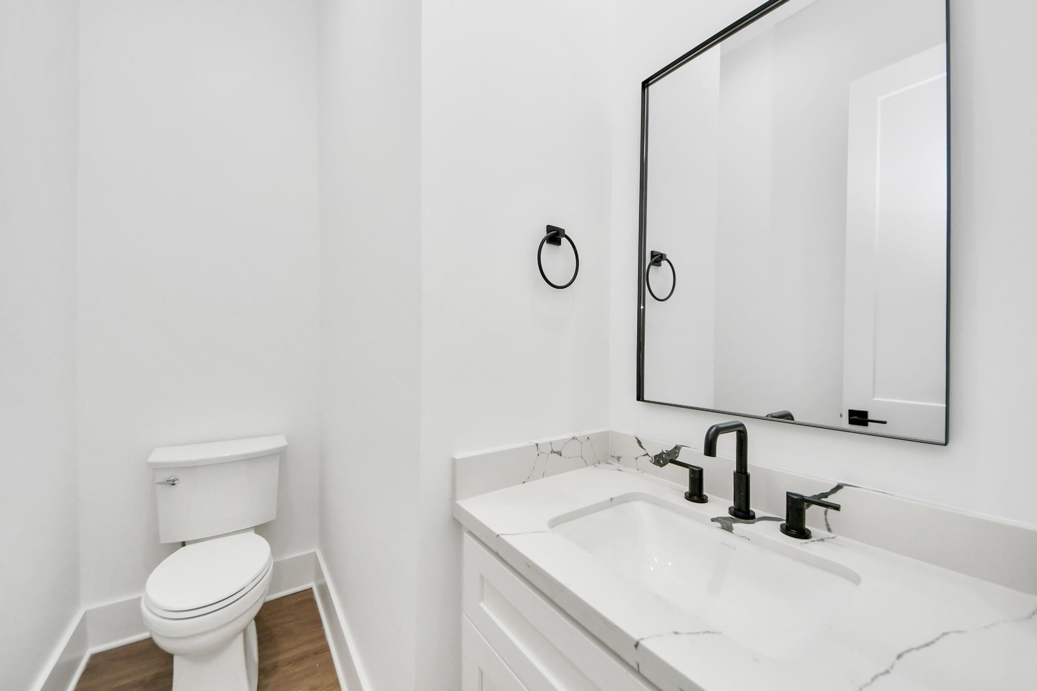 5029 Broom St #C, Houston, TX 77091 photo