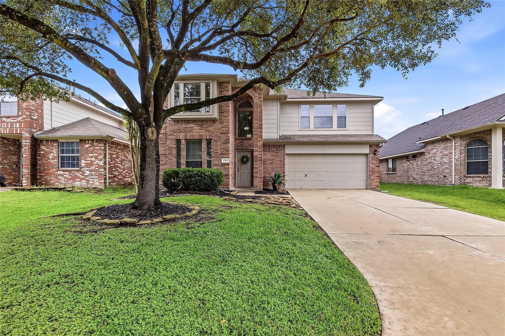 32014 Decker Oaks Dr, Pinehurst, TX 77362