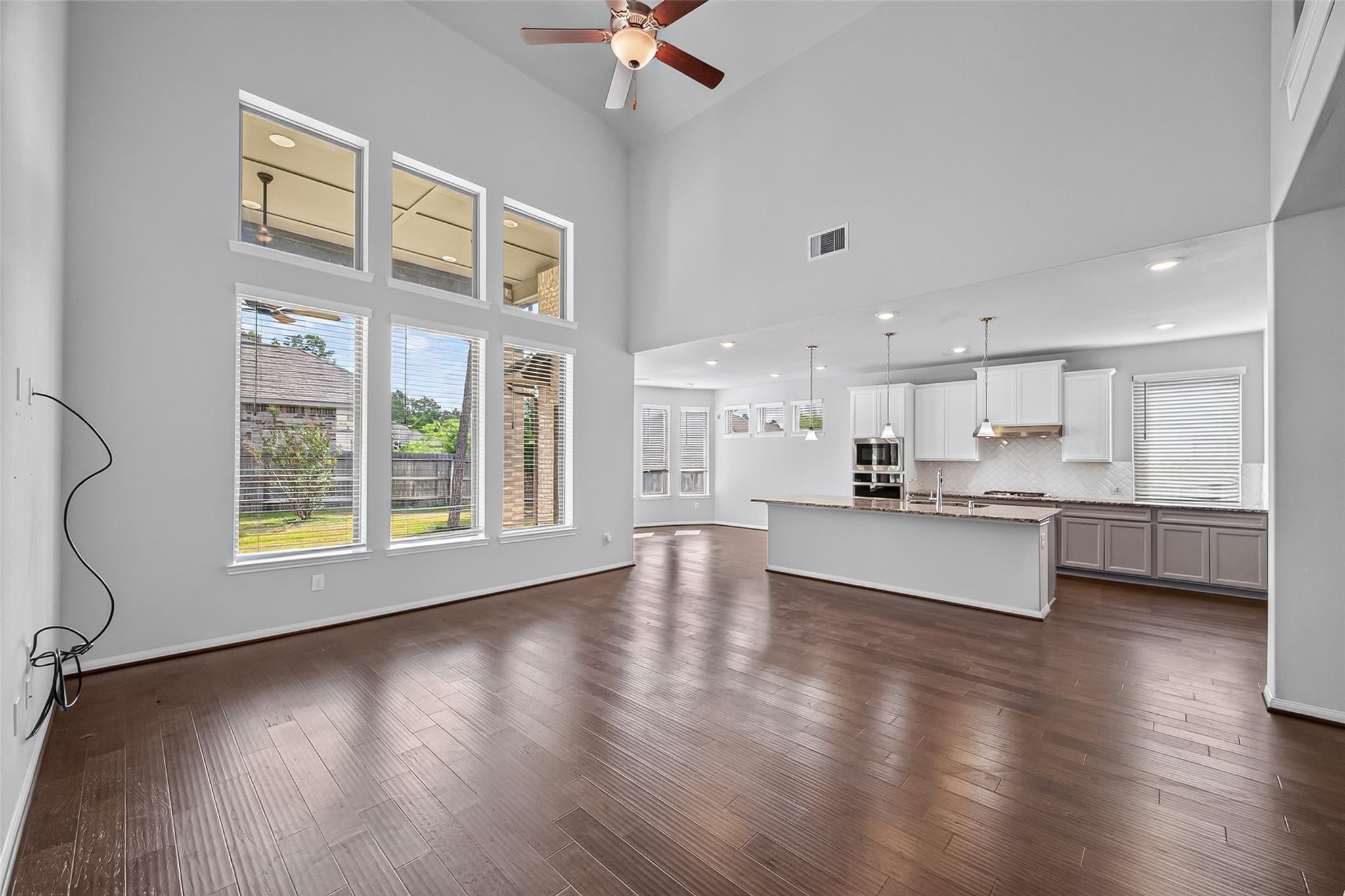 17323 Grand Canyon Rd, Conroe, TX 77302 photo