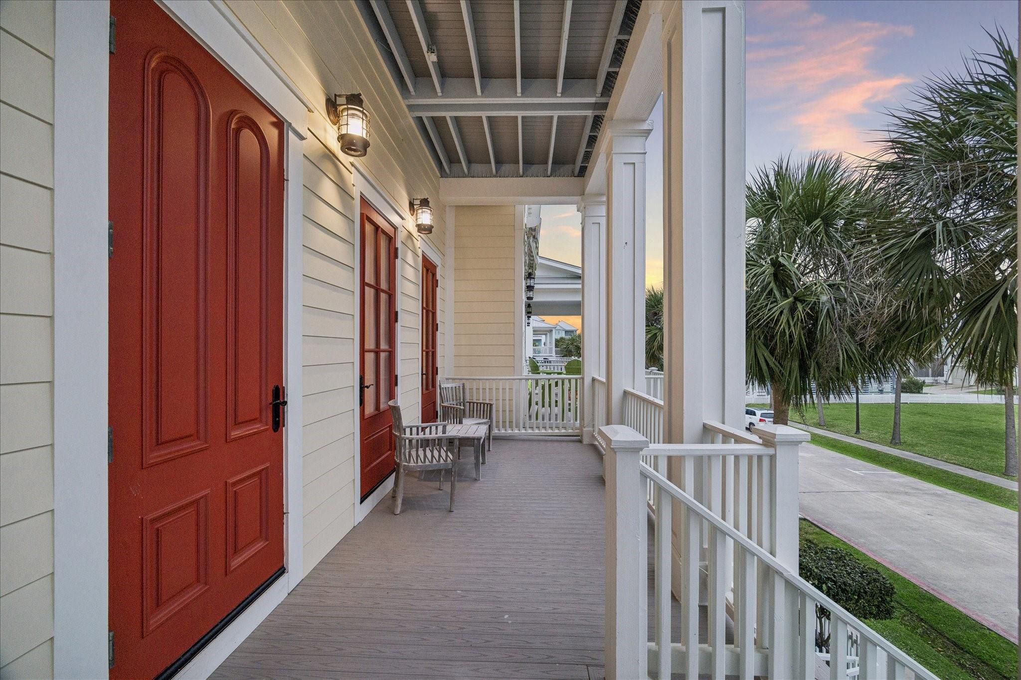 710 Positano Rd, Galveston, TX 77550 photo