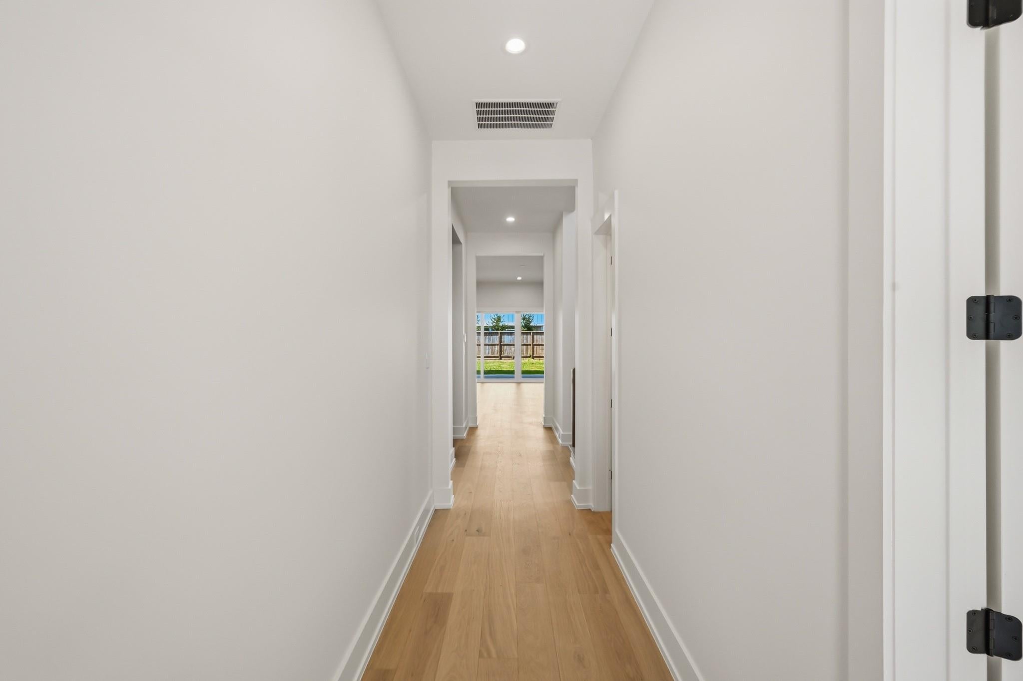 715 Merrill St, Houston, TX 77009 photo