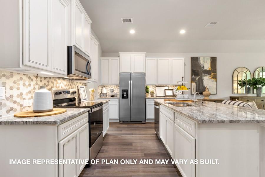 1620 Mesquite Trl, Dayton, TX 77535 photo