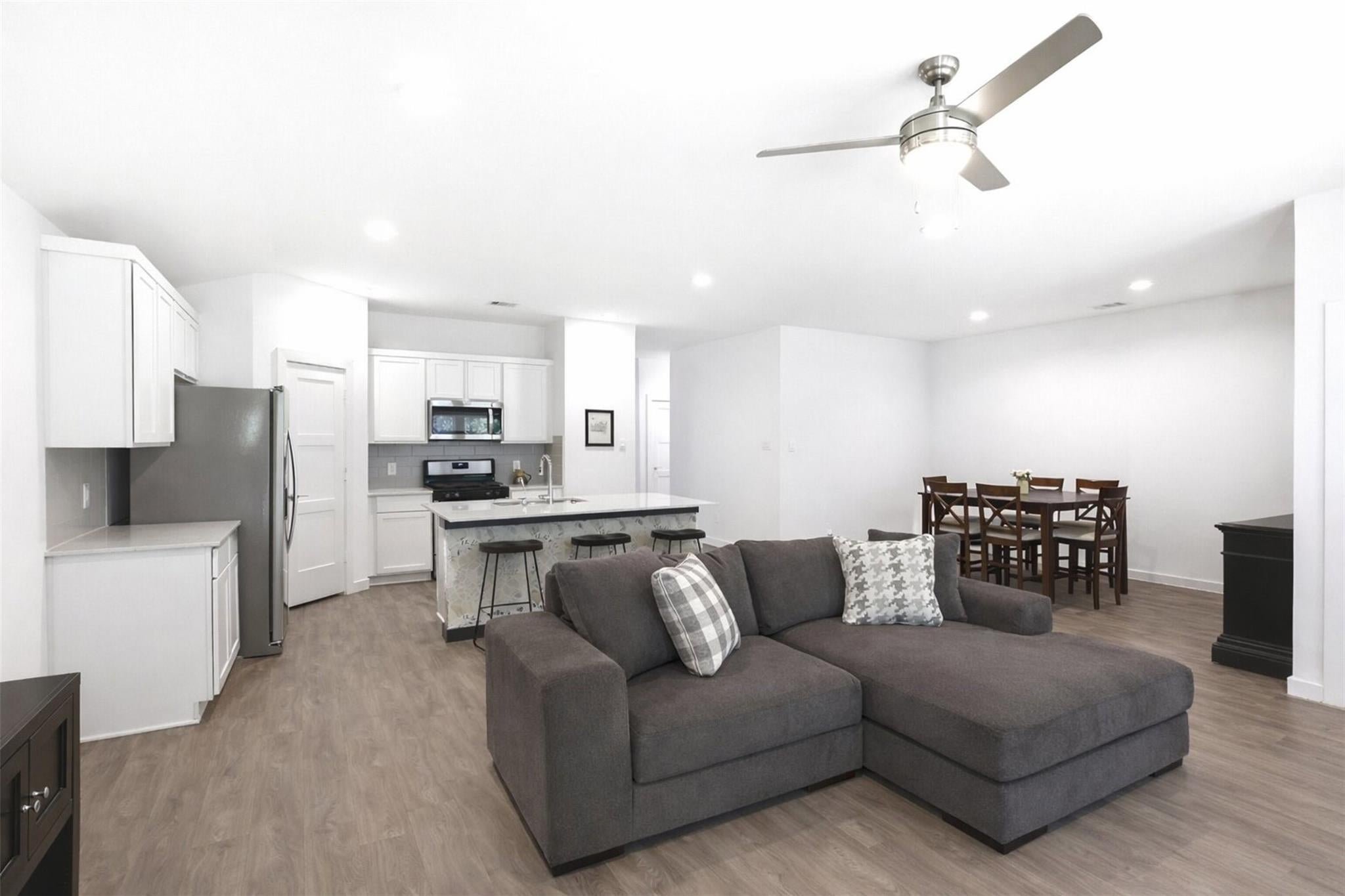10426 Plateau Point Trl, Conroe, TX 77384 photo