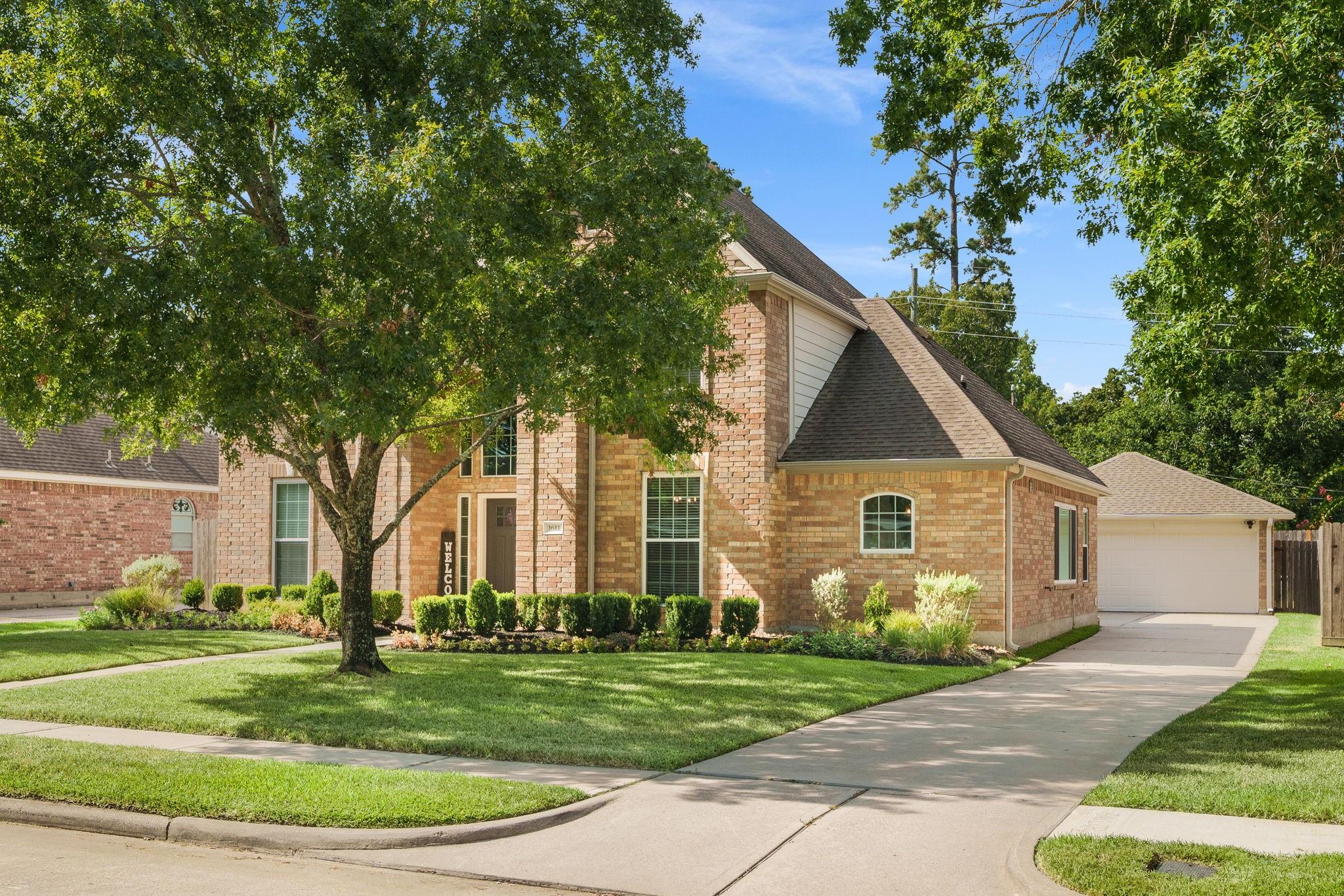 1611 Pincher Creek Dr, Spring, TX 77386 photo