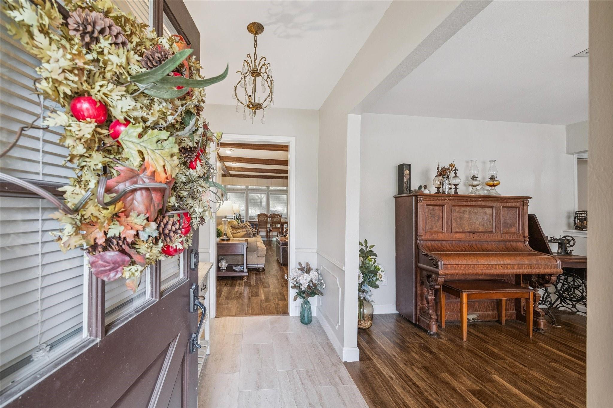 2031 White Feather Trl, Crosby, TX 77532 photo