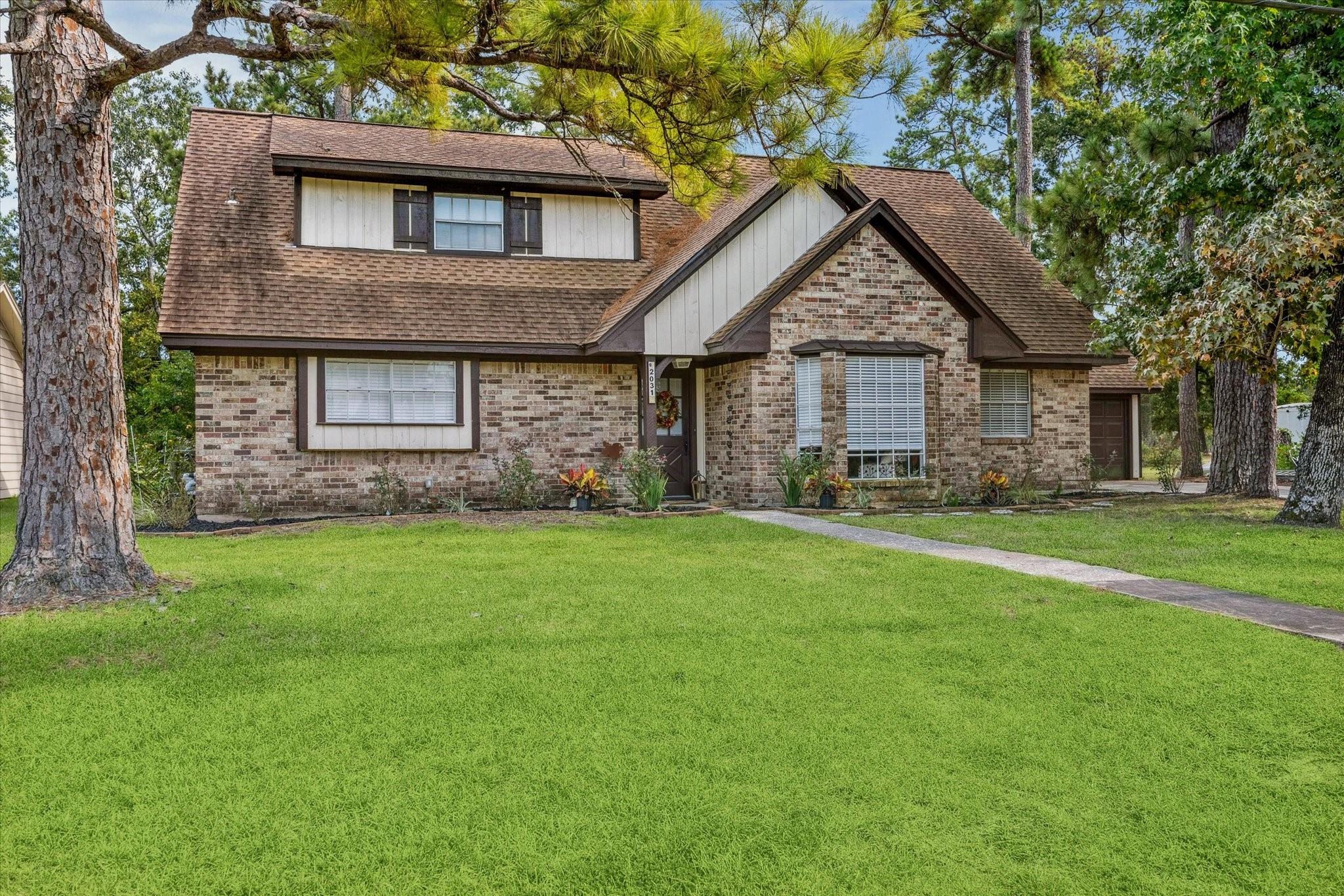 2031 White Feather Trl, Crosby, TX 77532 photo