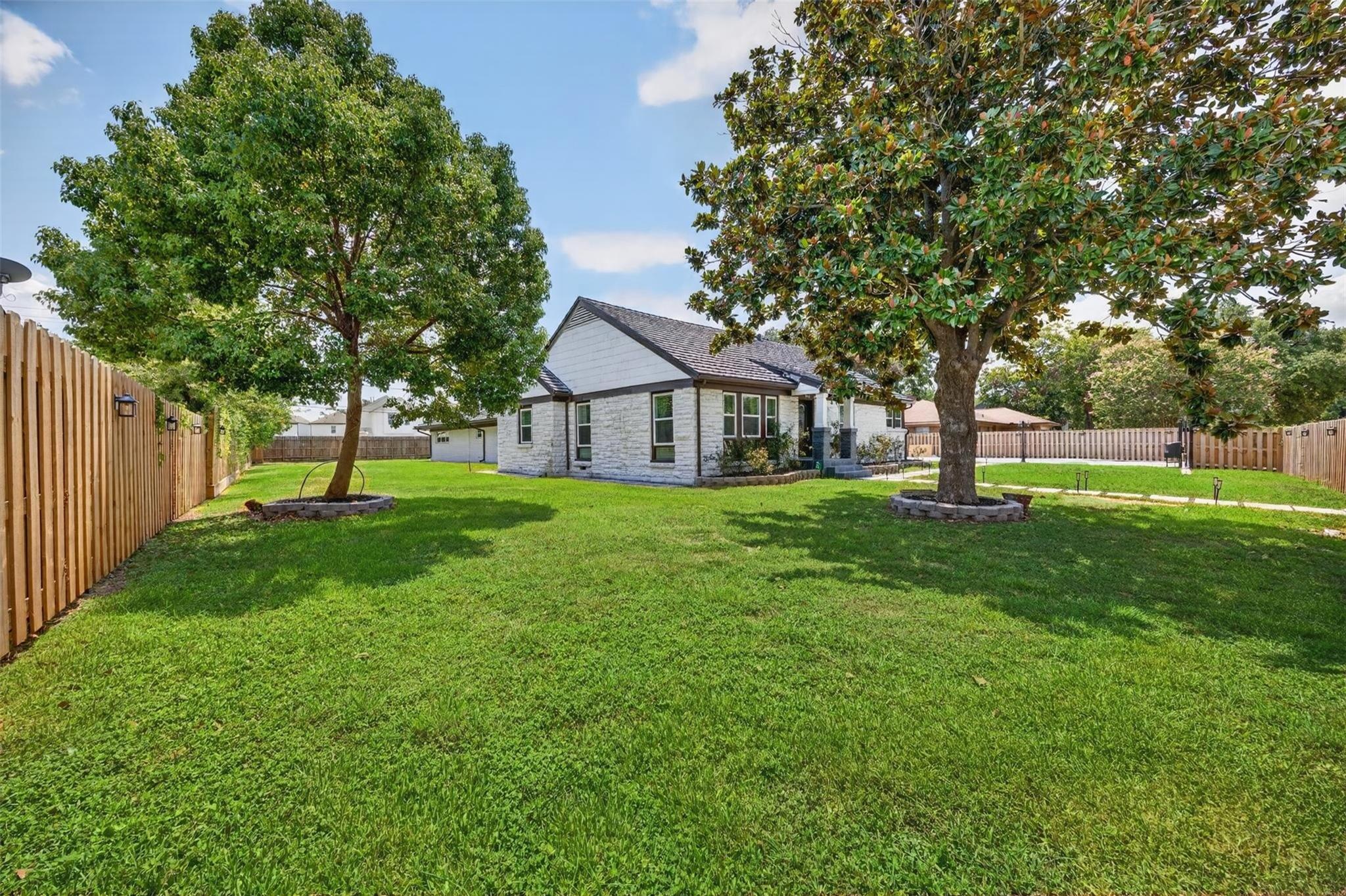 5032 Madalyn Ln, Houston, TX 77021 photo