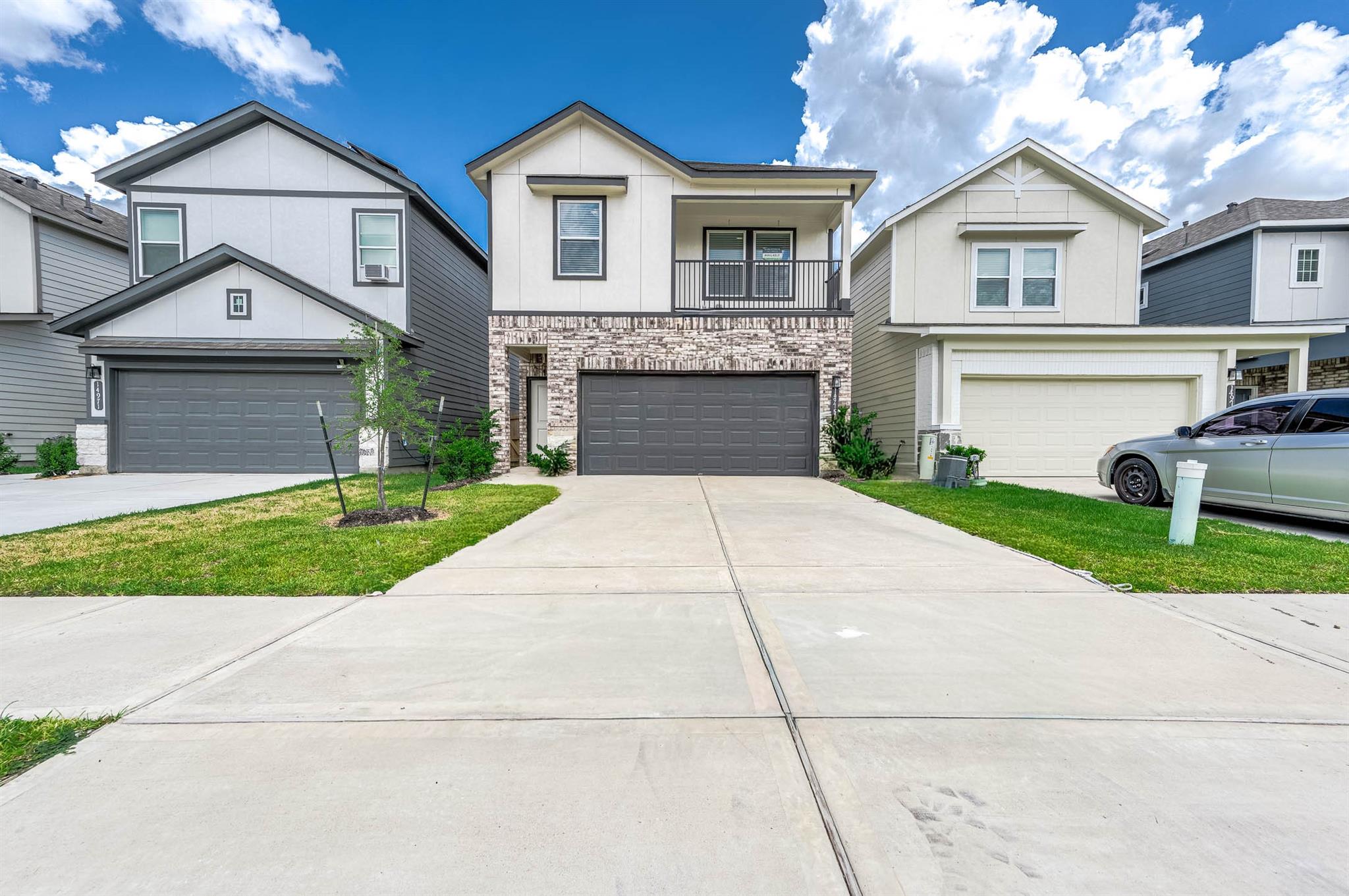 14963 Eagle Feather Dr, Houston, TX 77090