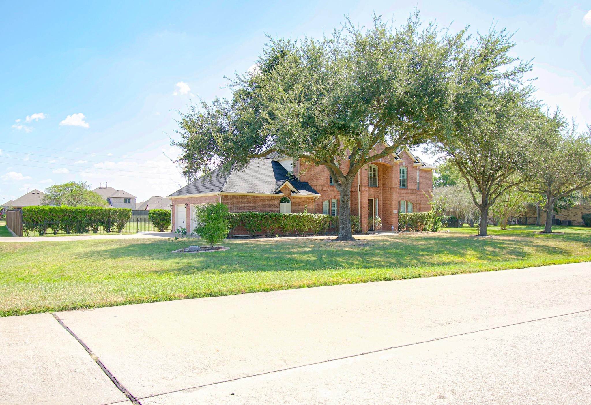 12518 Easton Bend Ln, Cypress, TX 77433 photo