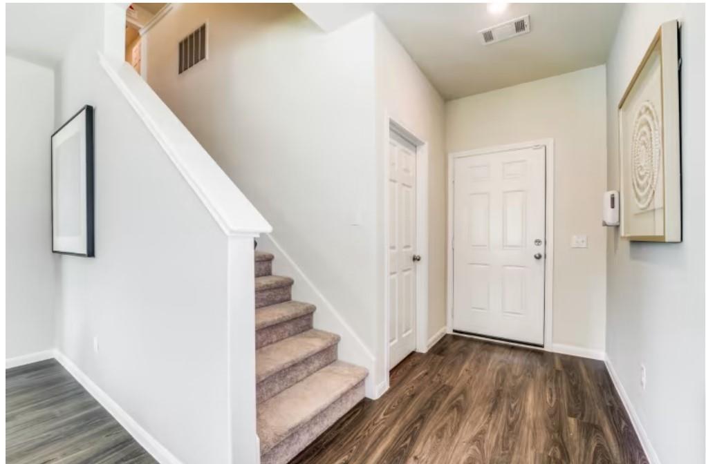 15913 Blass Valley Dr, Conroe, TX 77302 photo
