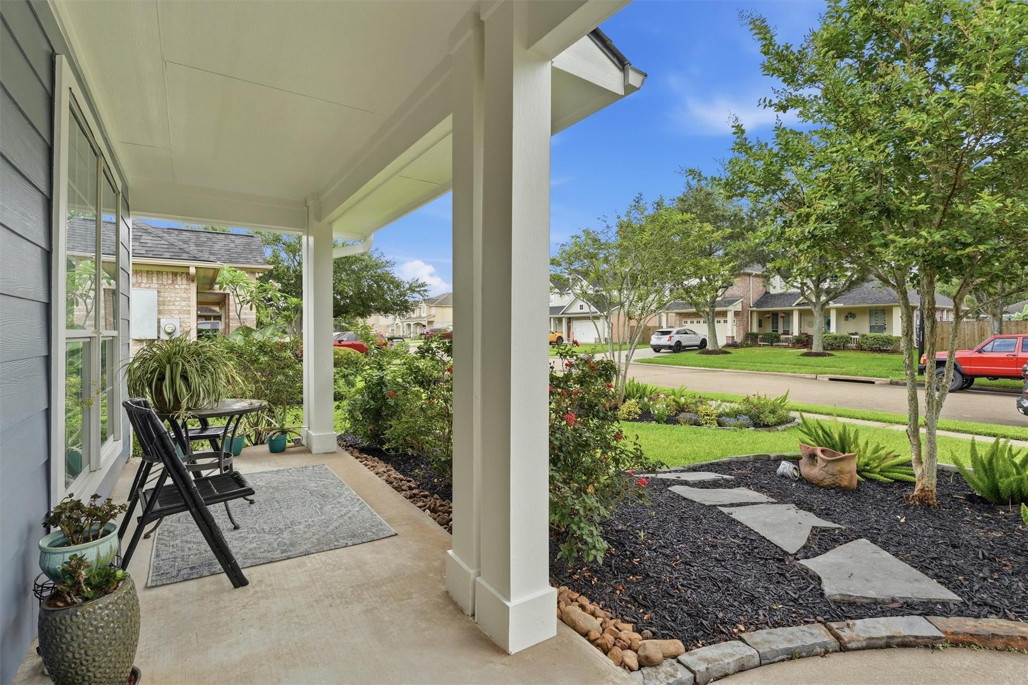 1433 Cottage Cove Ct, Seabrook, TX 77586 photo