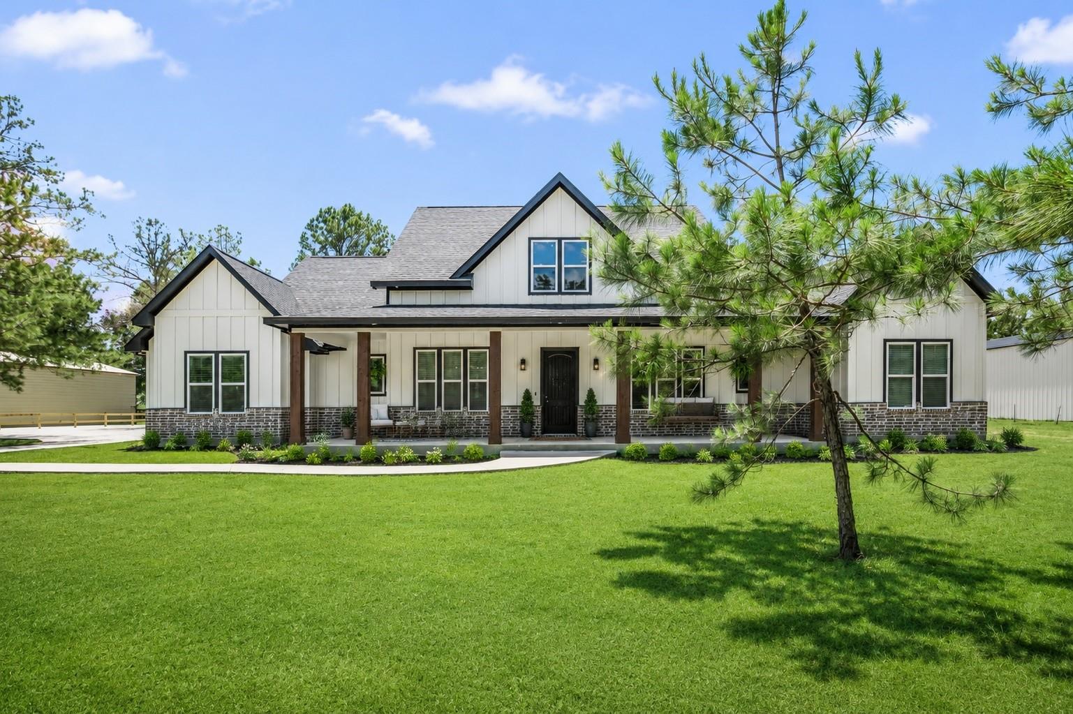 4330 Holstein Dr, Cleveland, TX 77328