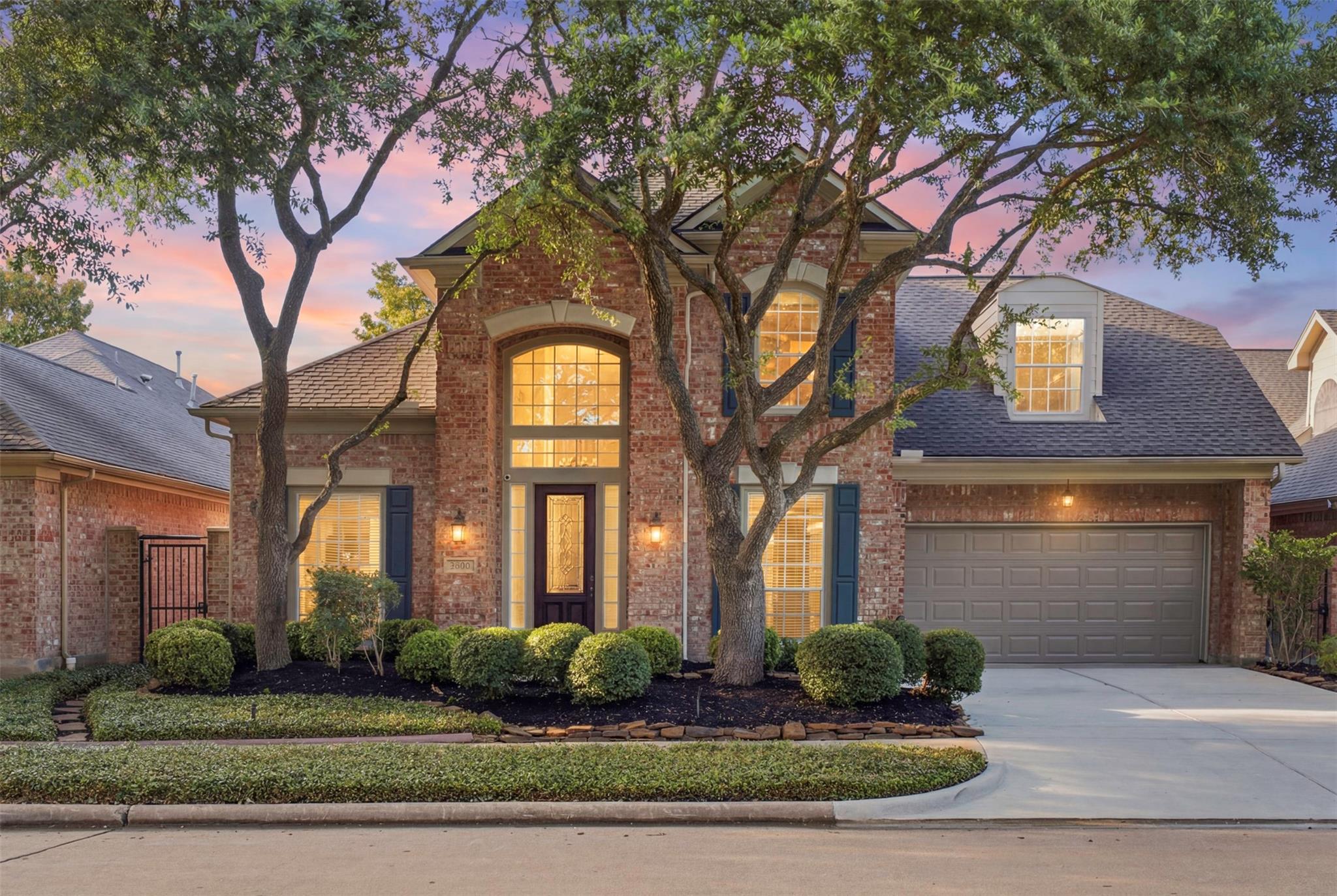 13906 Holly Lynn Ln, Houston, TX 77077
