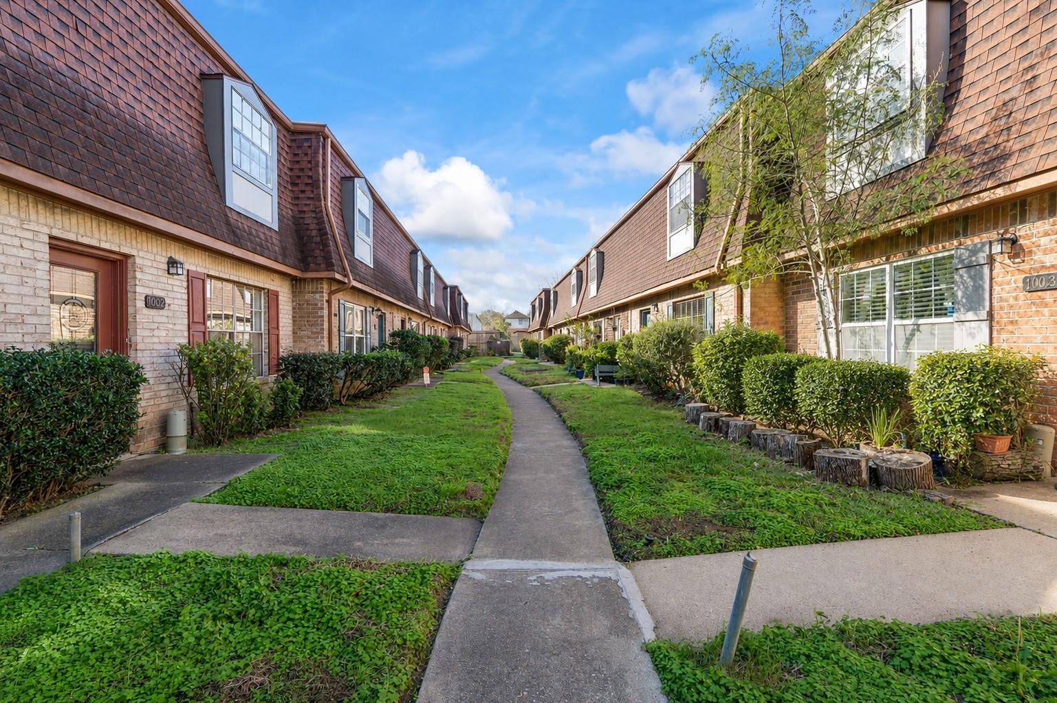 9303 Hammerly Blvd #1002, Houston, TX 77080 photo