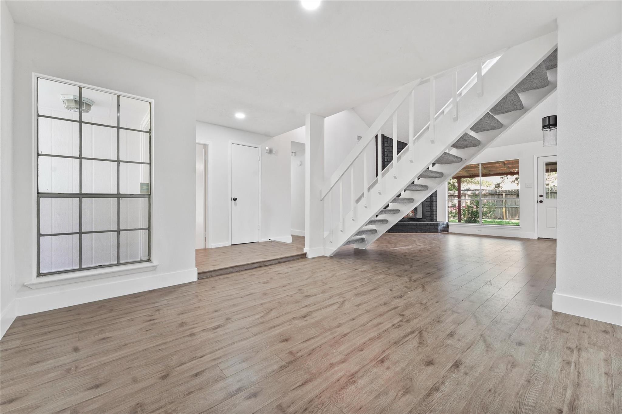 5707 Toddington Rd, Humble, TX 77346 photo