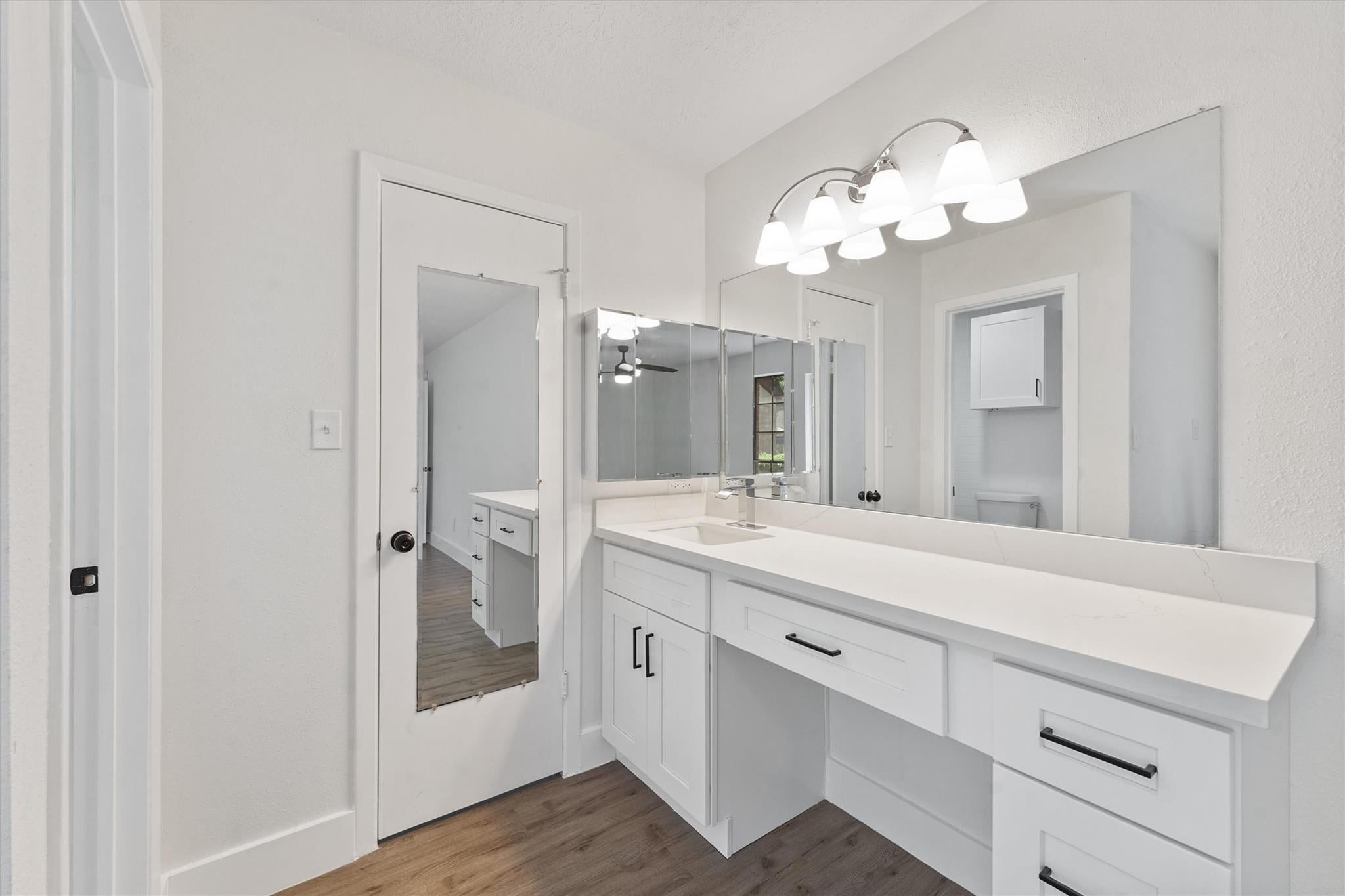 5707 Toddington Rd, Humble, TX 77346 photo