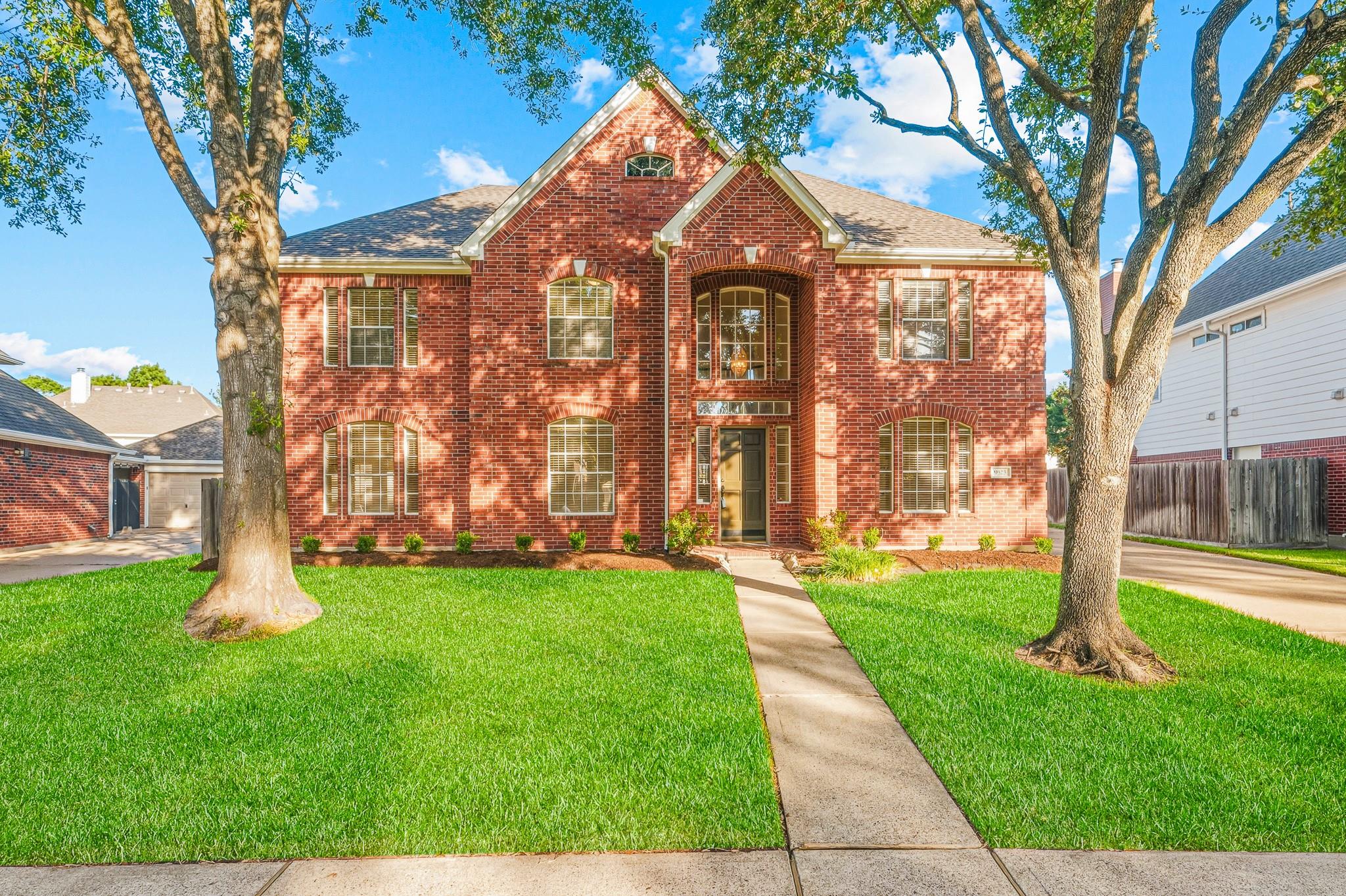 9323 Hudson Bend Cir, Houston, TX 77095