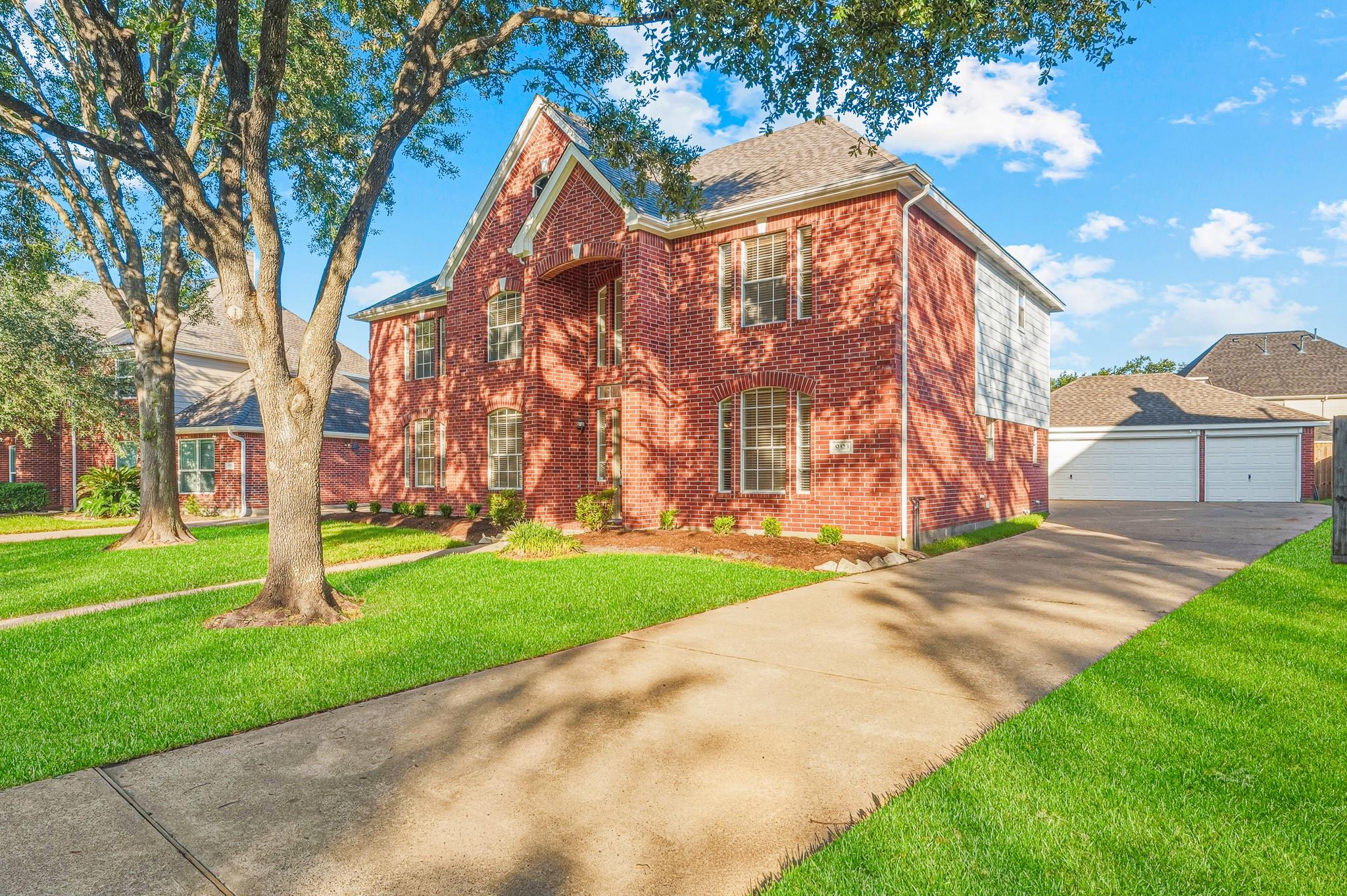 9323 Hudson Bend Cir, Houston, TX 77095 photo