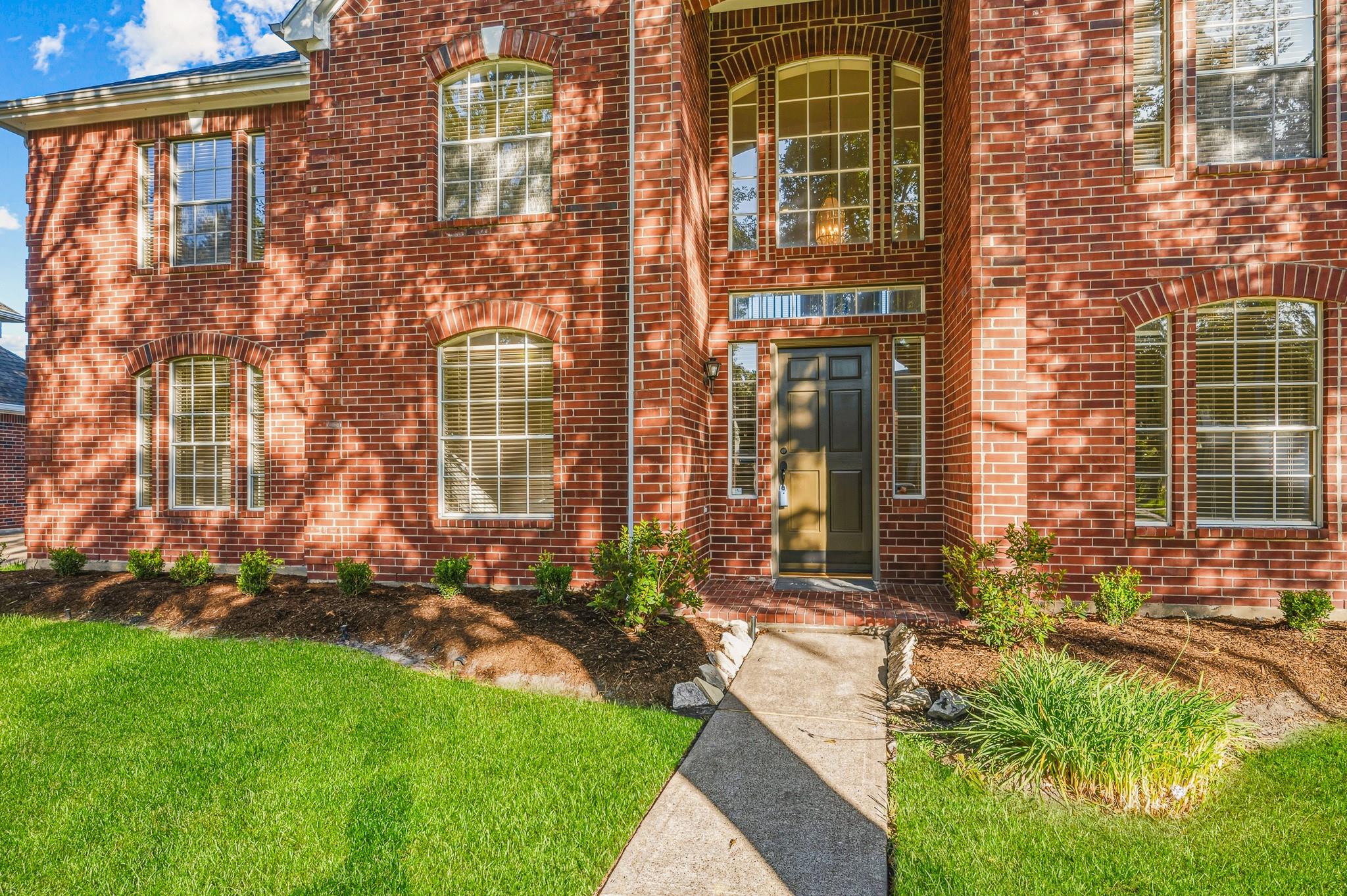 9323 Hudson Bend Cir, Houston, TX 77095 photo