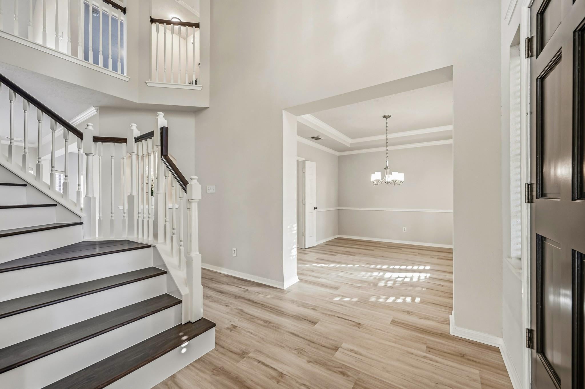 9323 Hudson Bend Cir, Houston, TX 77095 photo