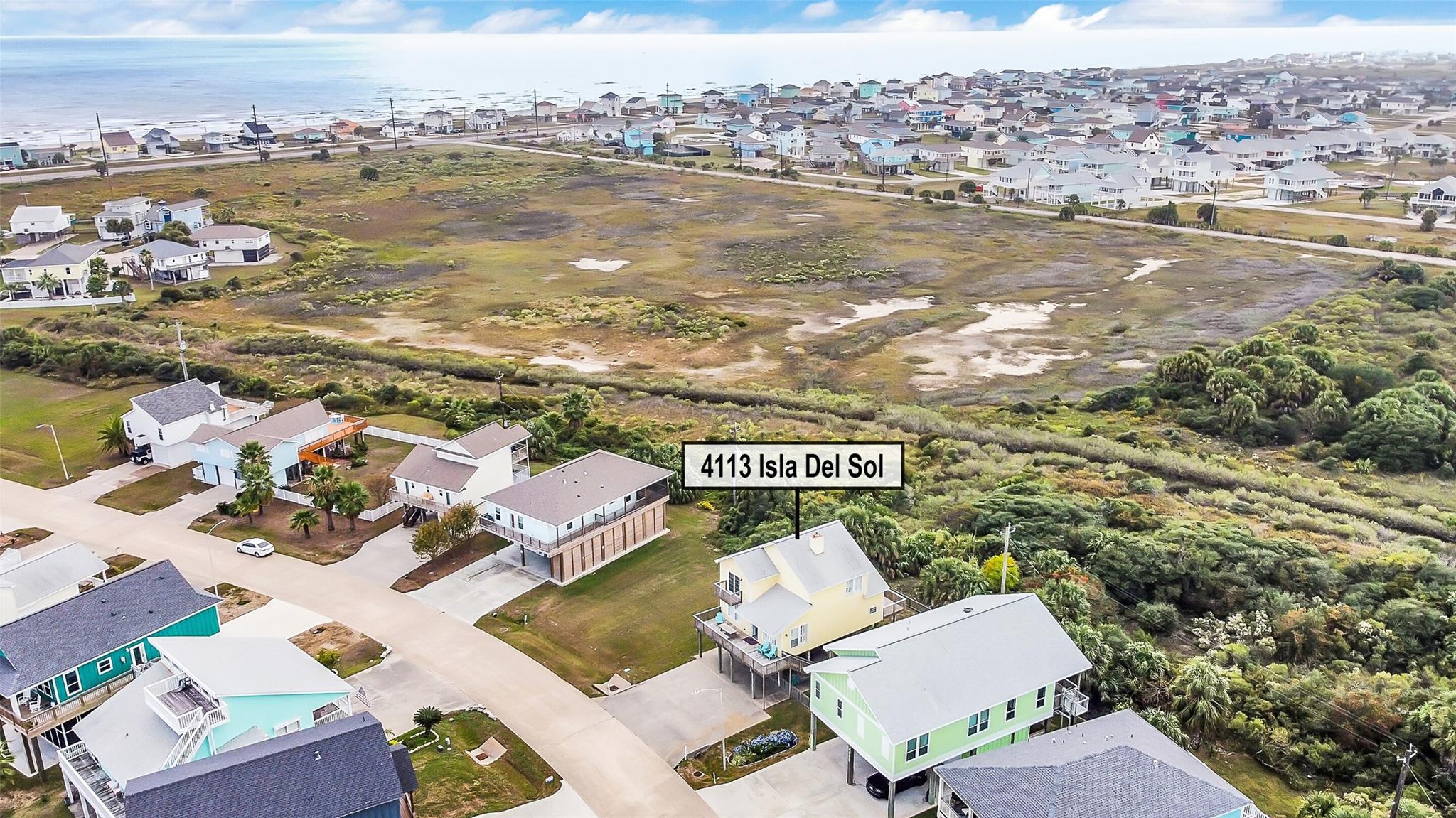 4113 Isla De Sol, Galveston, TX 77554 photo