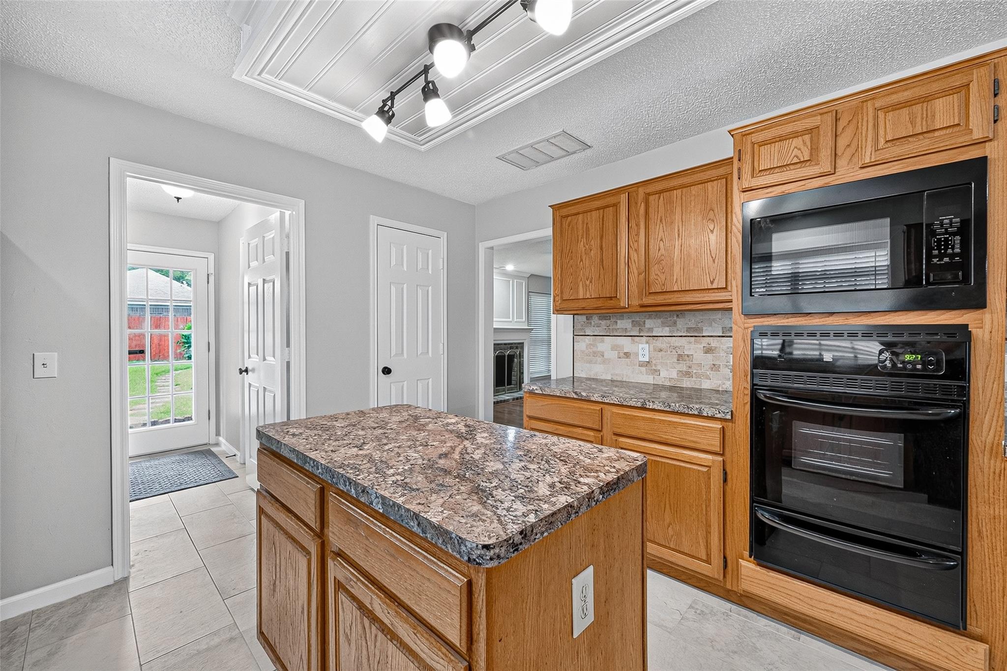 463 Province Place Dr, Katy, TX 77450 photo