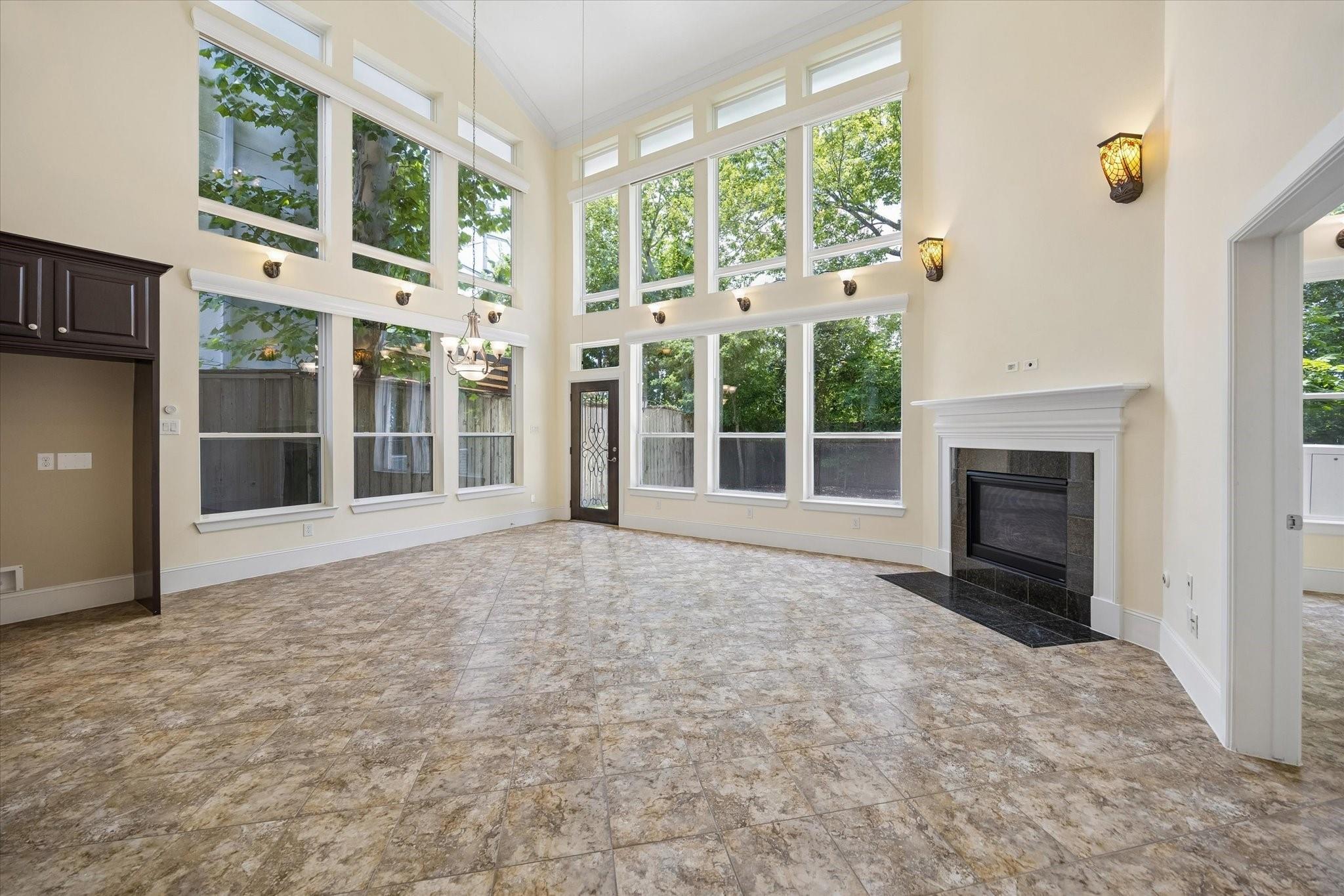 6008 Community Dr, West University Place, TX 77005 photo