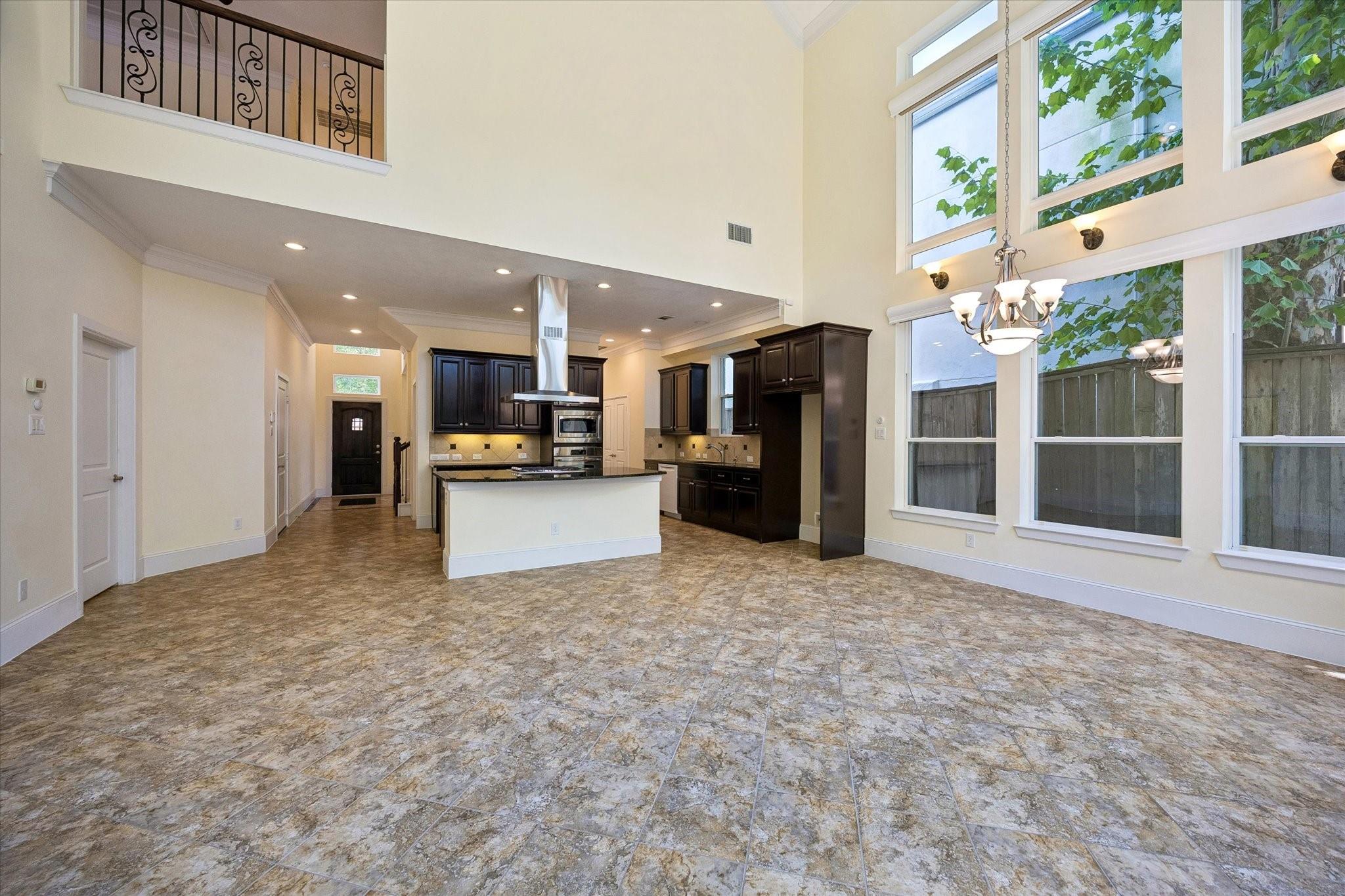 6008 Community Dr, West University Place, TX 77005 photo