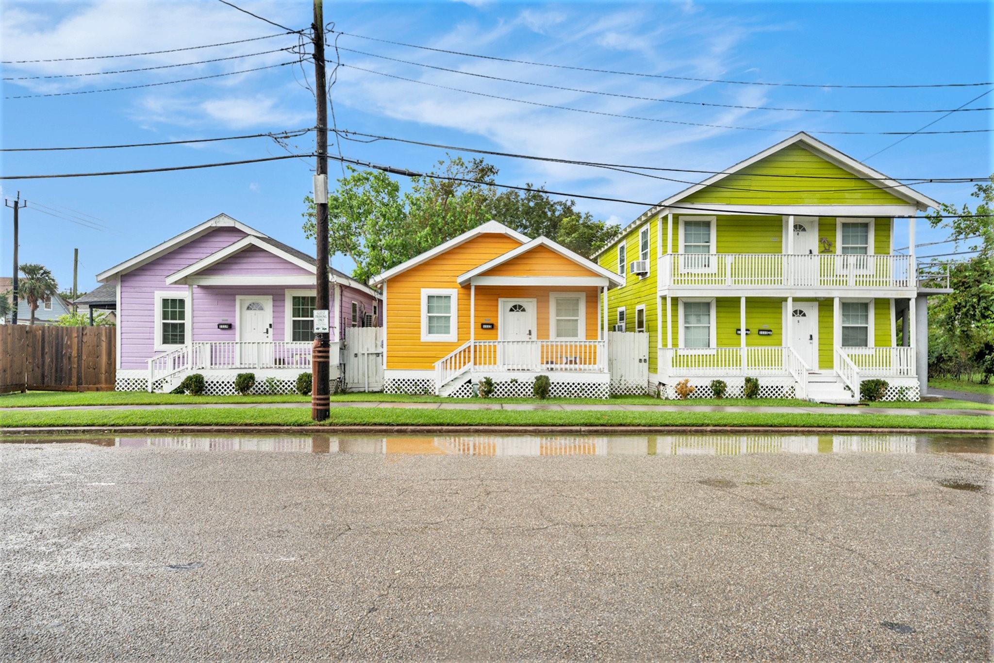 1113 28 St, Galveston, TX 77550