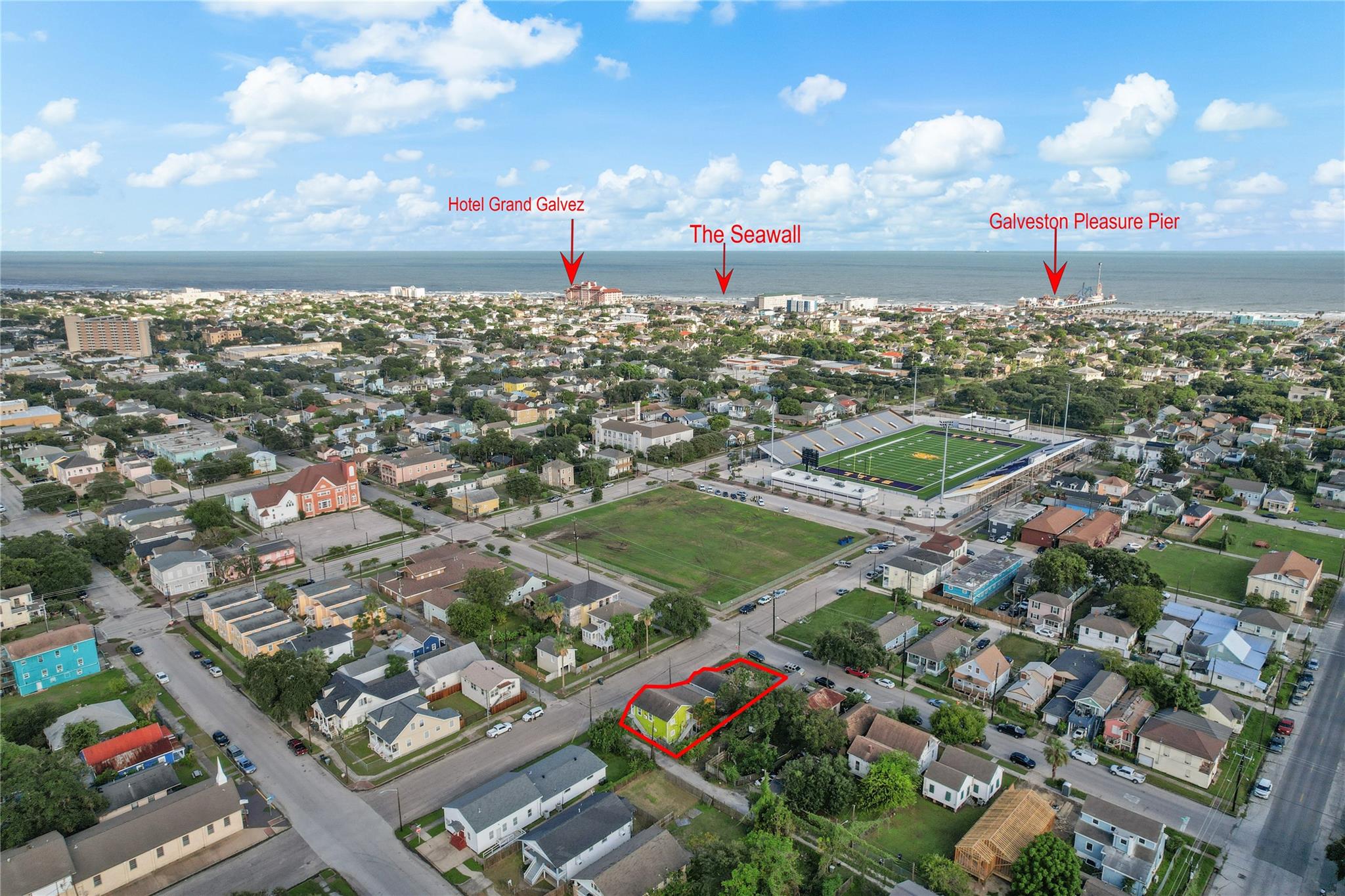 1113 28 St, Galveston, TX 77550 photo