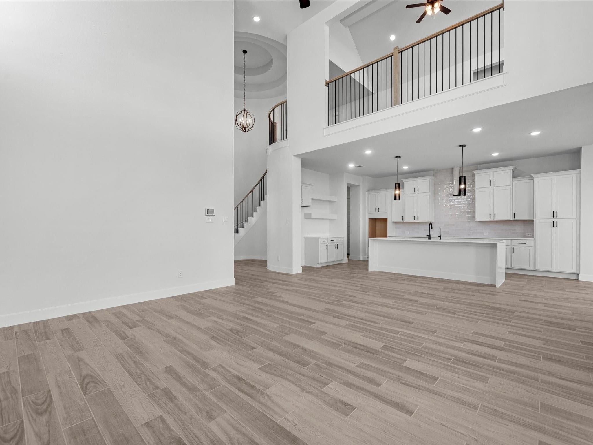 8914 Colonnade Way, Manvel, TX 77578 photo