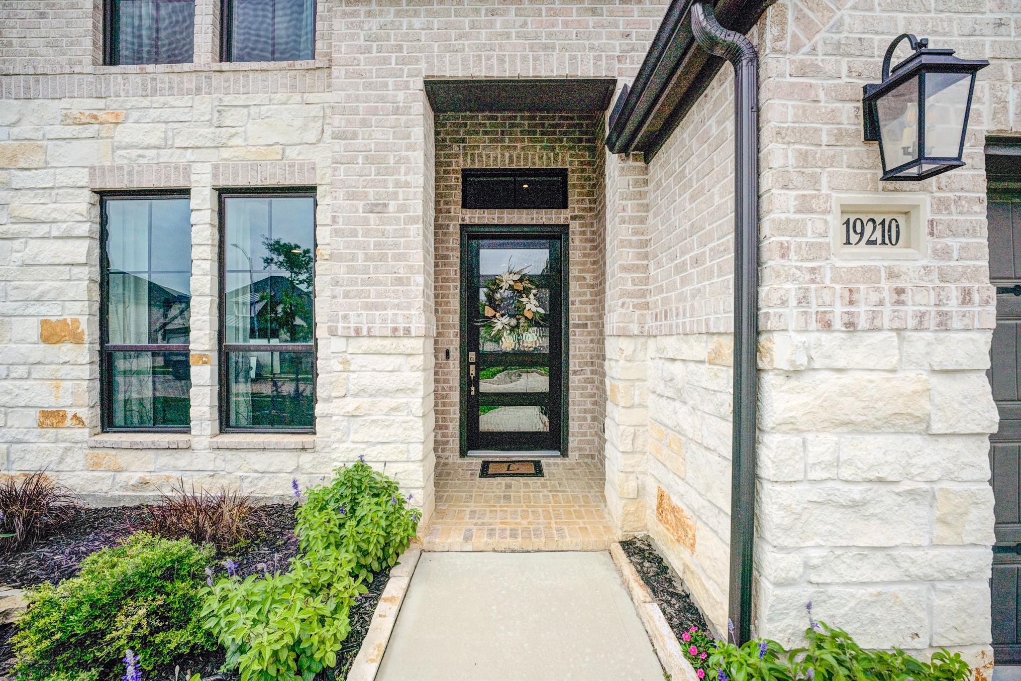 19210 Derby Run Ln, Tomball, TX 77377 photo