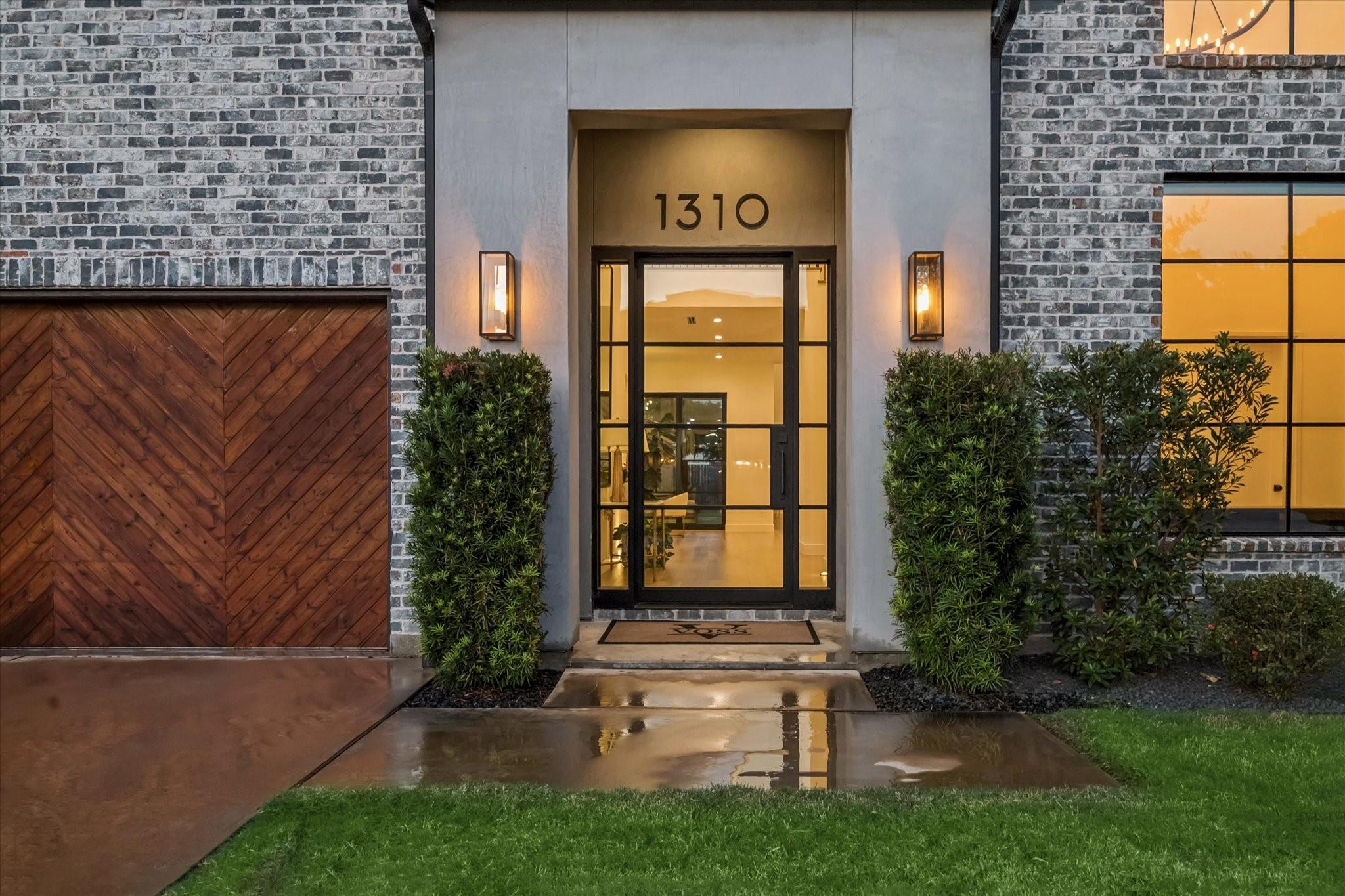 1310 Story St, Houston, TX 77055 photo