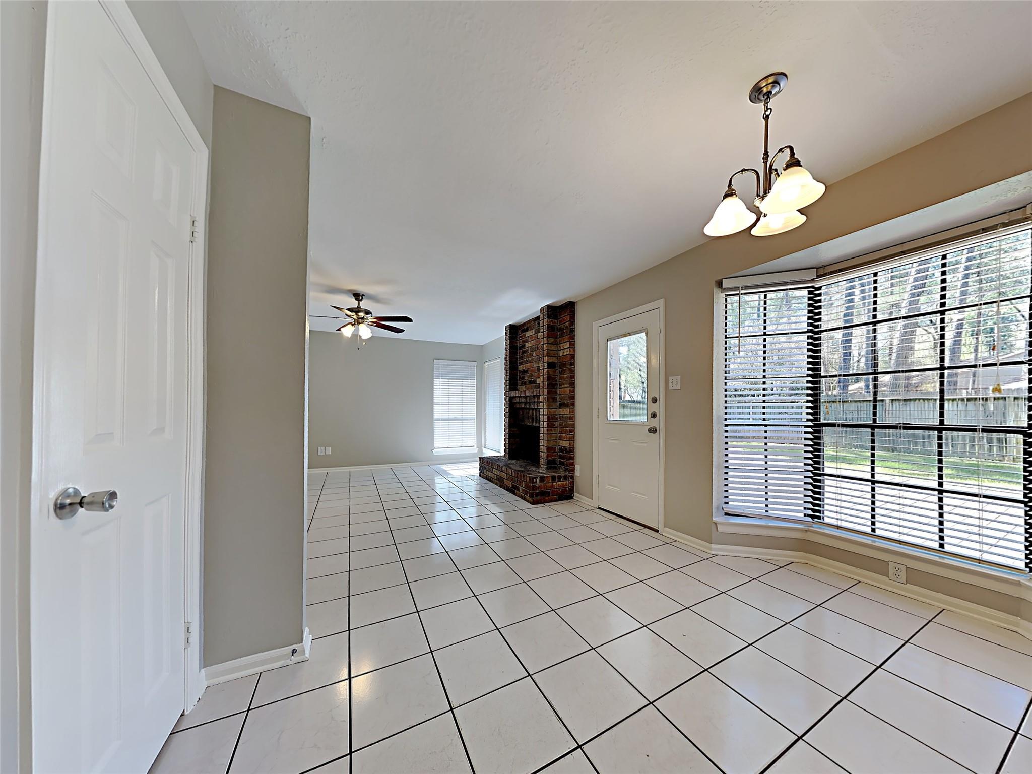 158 E Pathfinders Cir, The Woodlands, TX 77381 photo