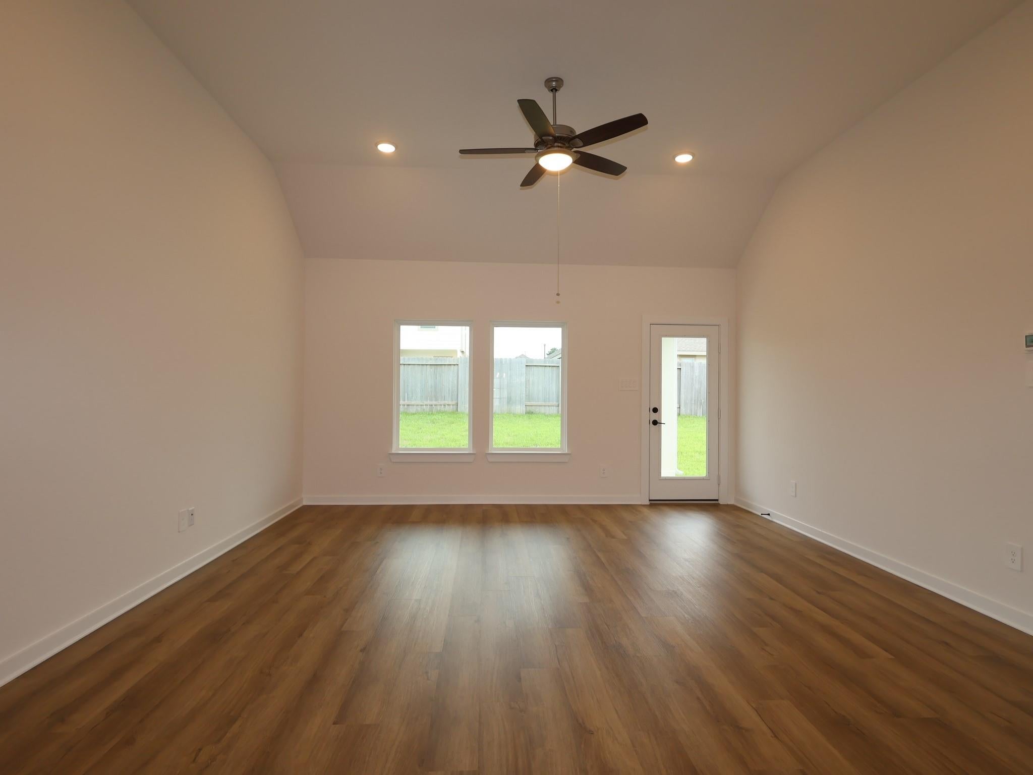 318 Birch Blossom Path, Magnolia, TX 77354 photo