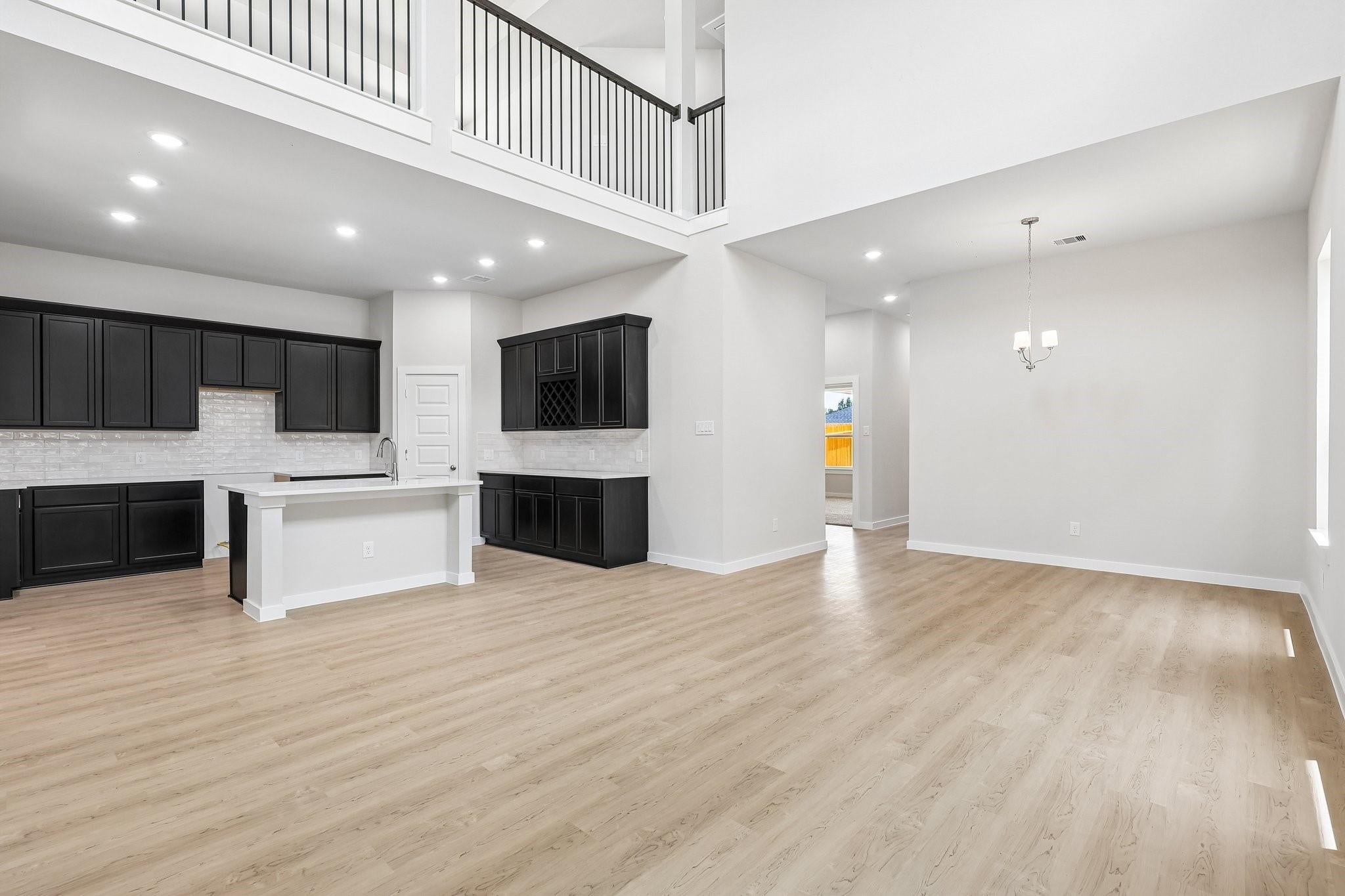 15607 Country Charm Trl, Conroe, TX 77302 photo
