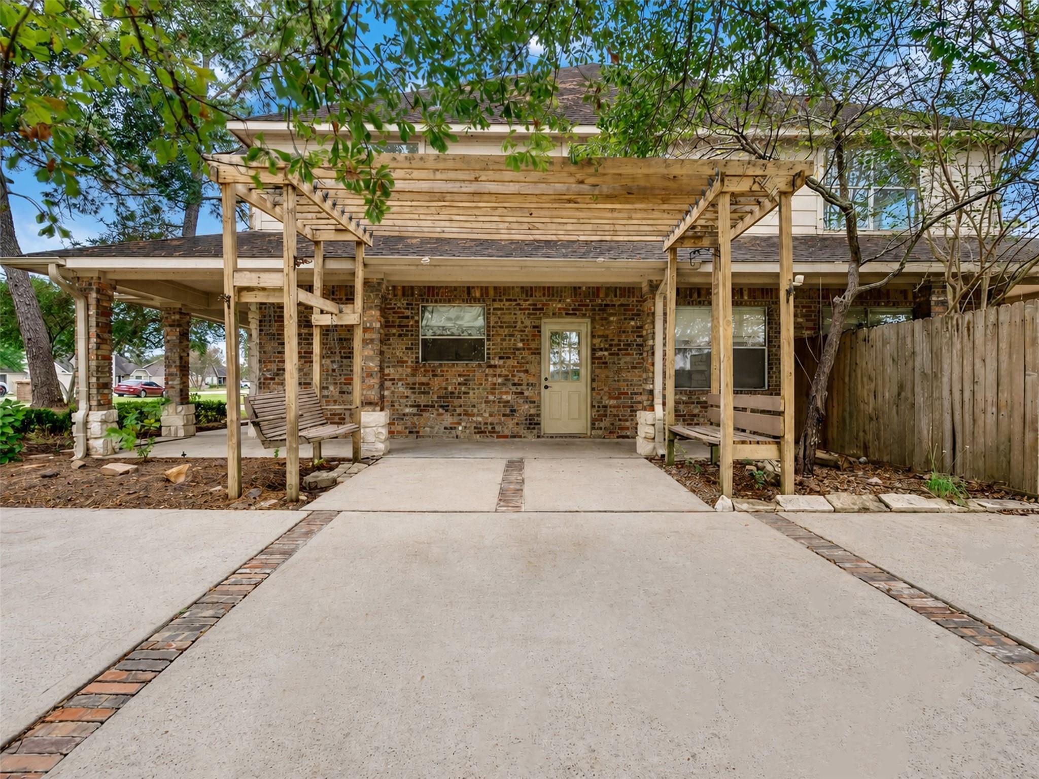 11423 Birchwood Dr, Humble, TX 77338 photo