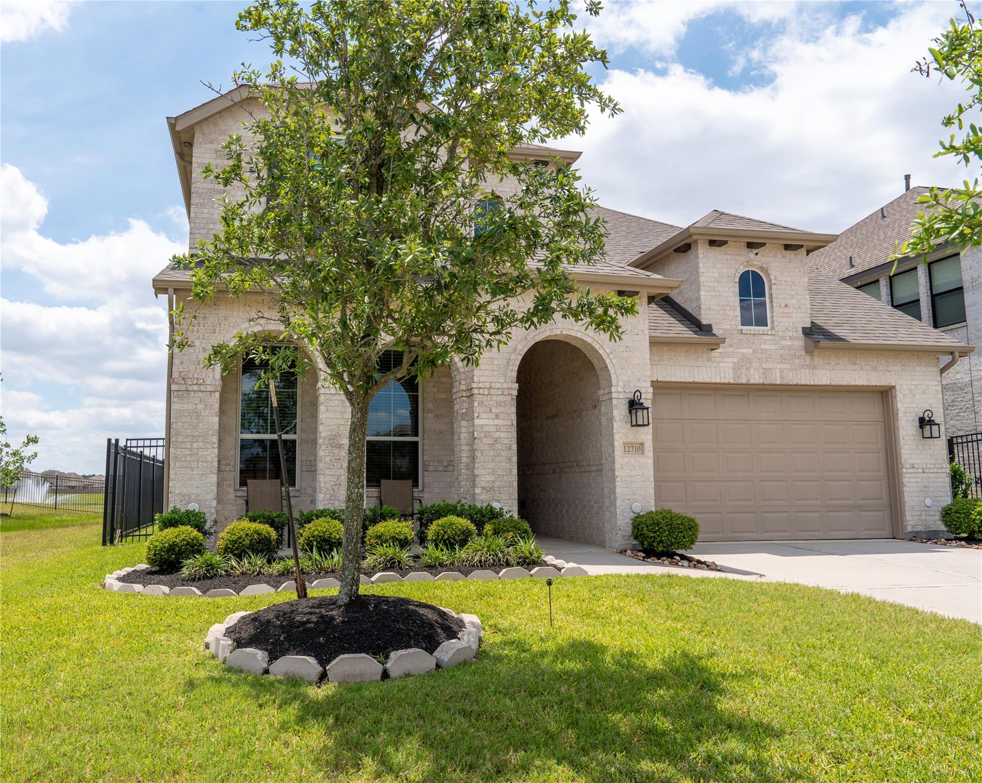 12710 Banchory Leaf Dr, Humble, TX 77346 photo