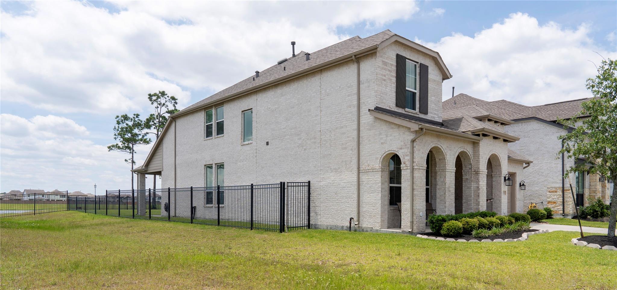 12710 Banchory Leaf Dr, Humble, TX 77346 photo