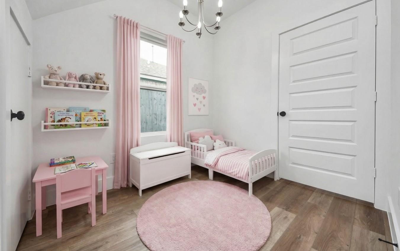 6616 Apollo St, Houston, TX 77091 photo