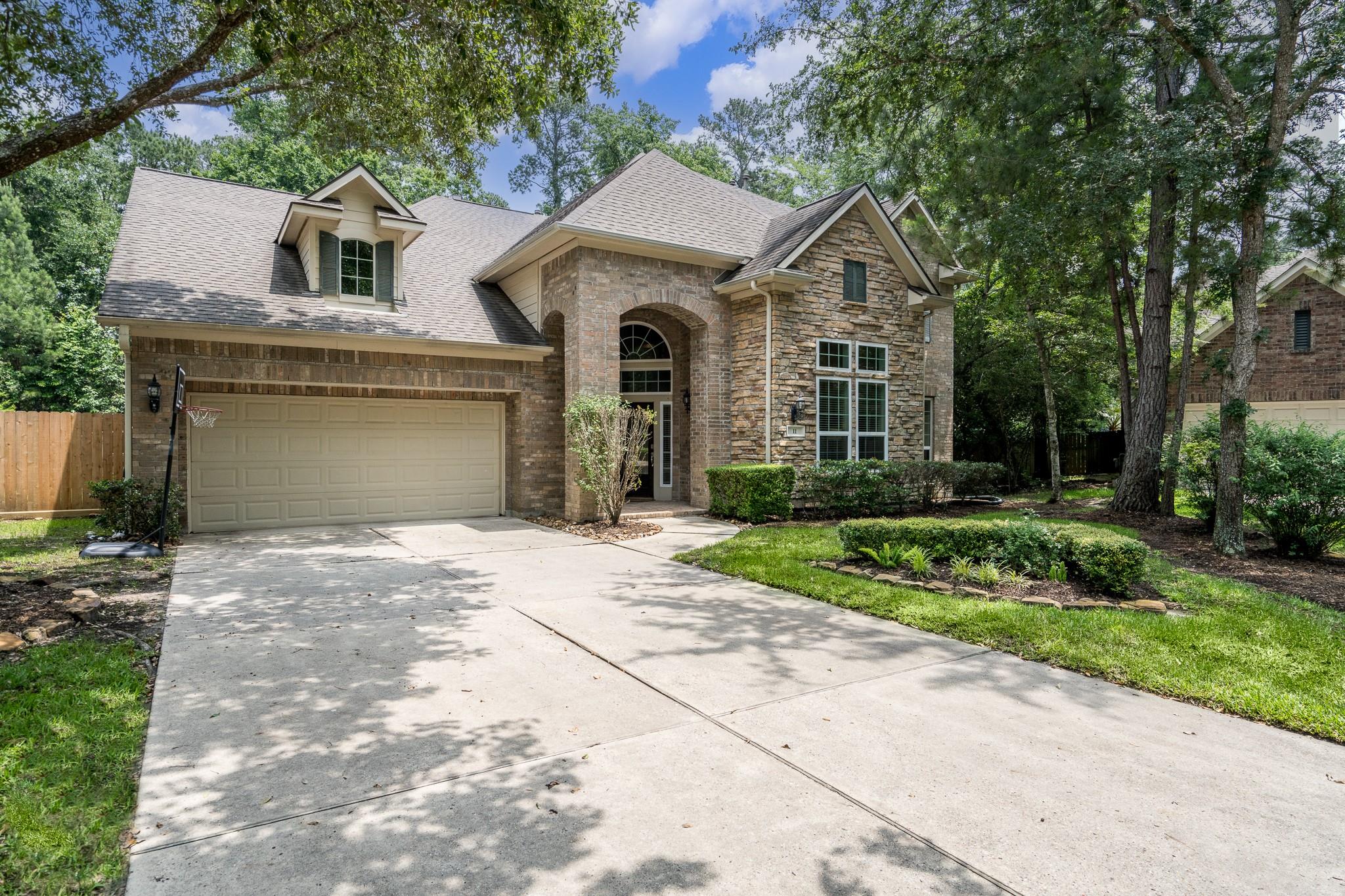 11 Dahlia Trail Pl, The Woodlands, TX 77382