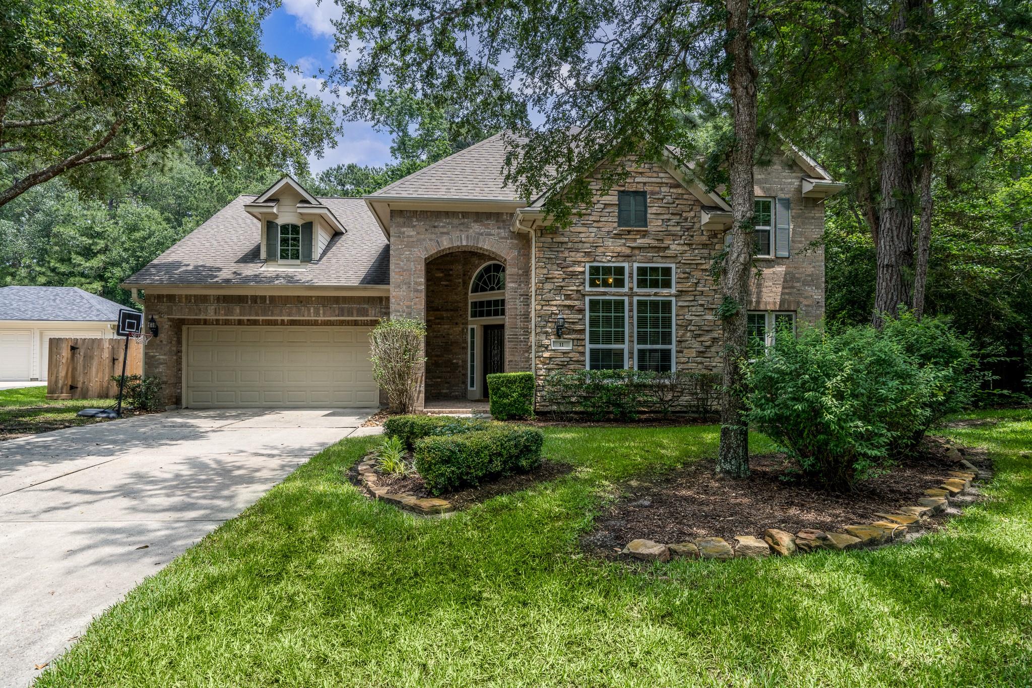 11 Dahlia Trail Pl, The Woodlands, TX 77382 photo