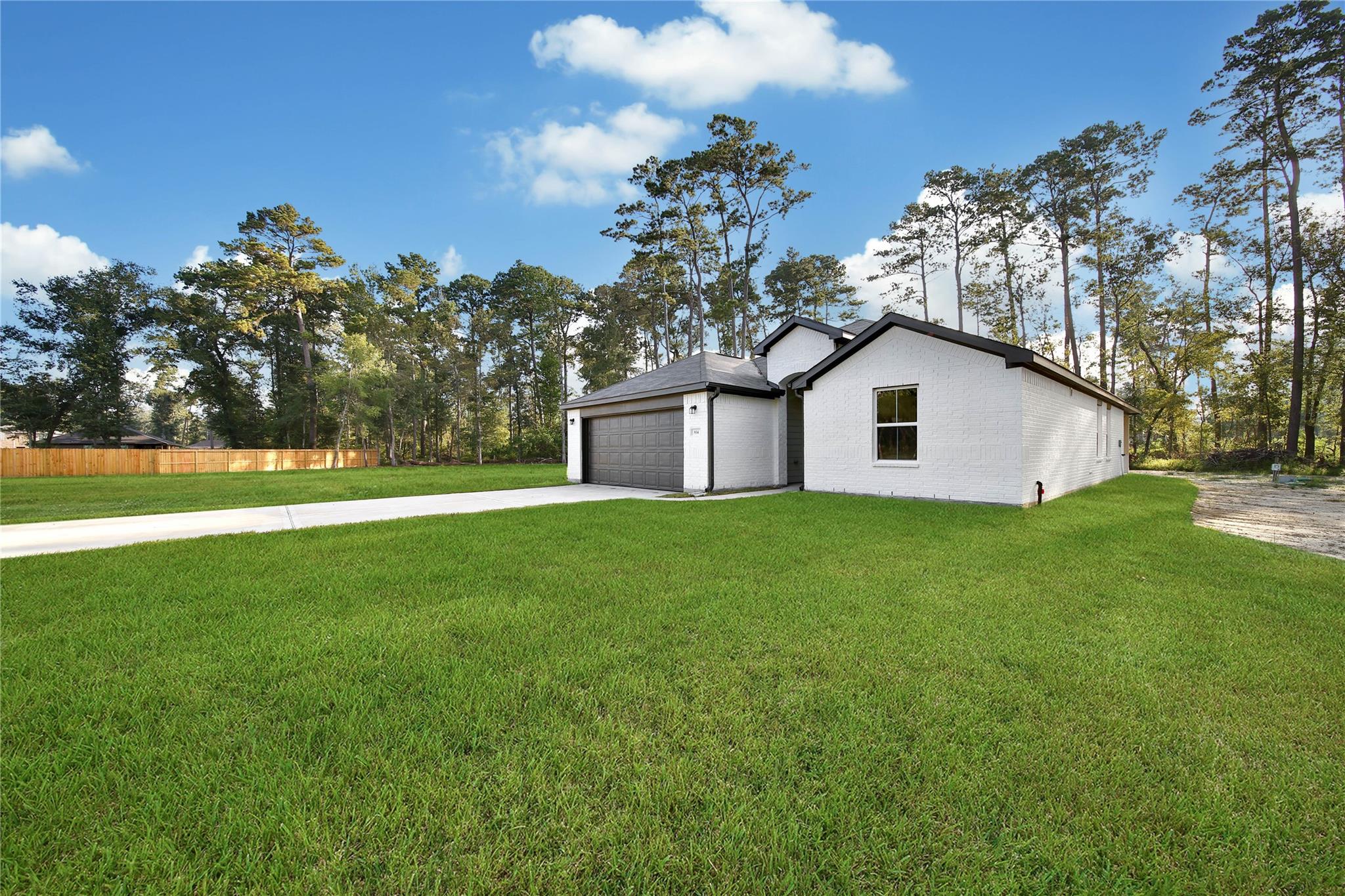814 Scribe, New Caney, TX 77357 photo