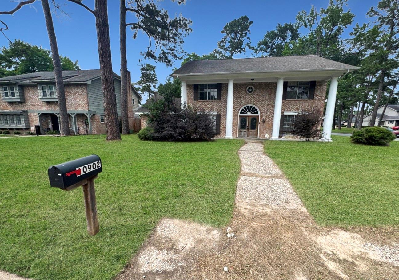 10902 Fawnview Dr, Houston, TX 77070