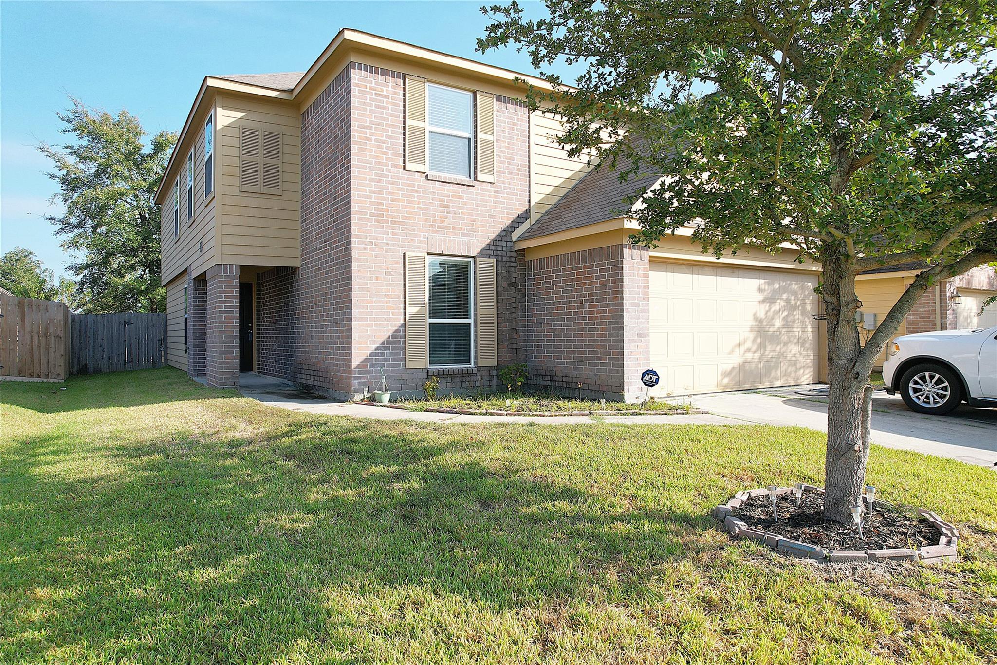 9877 Lace Flower Way, Conroe, TX 77385