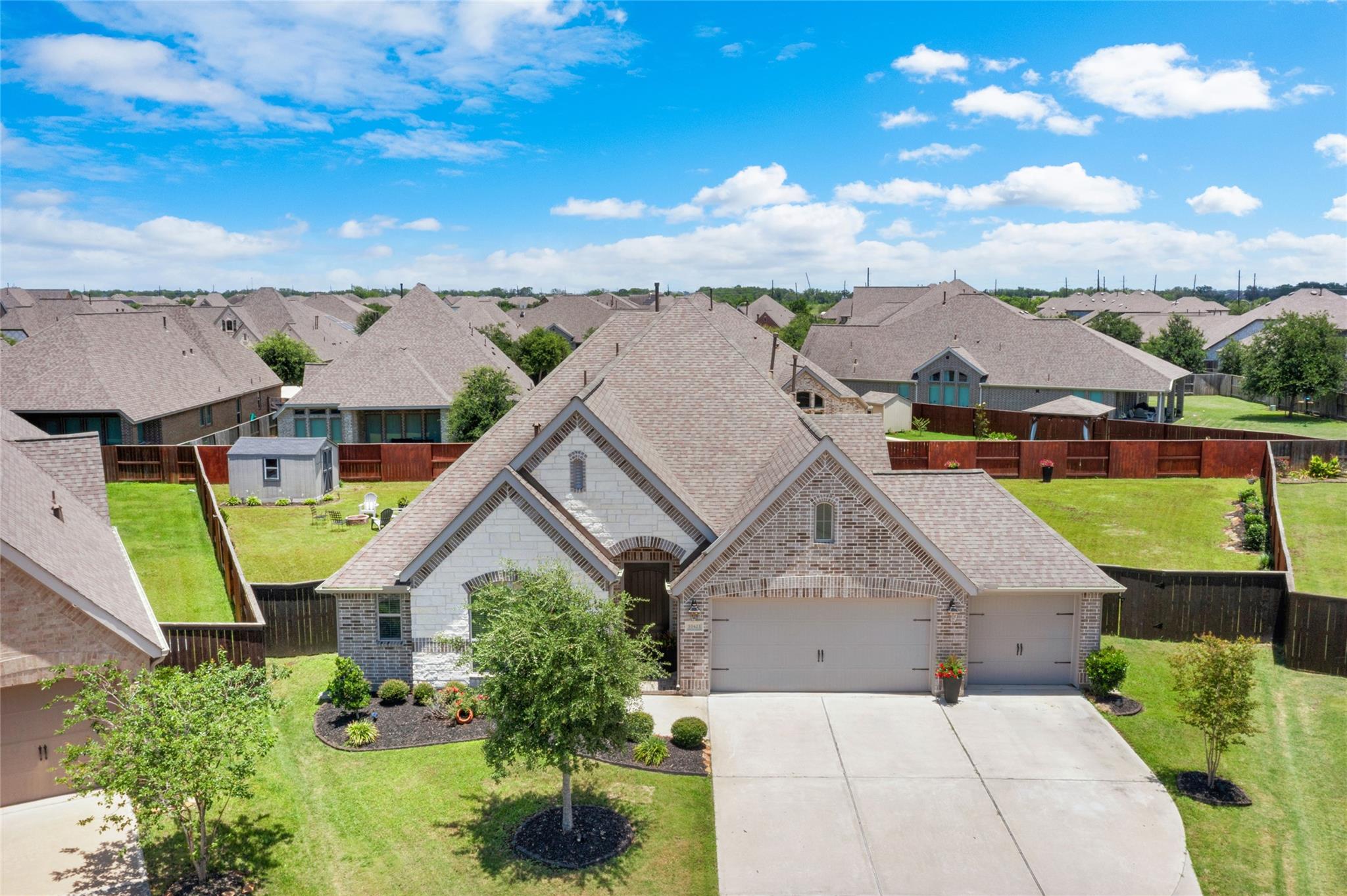 10423 Kahlo Ct, Iowa Colony, TX 77583