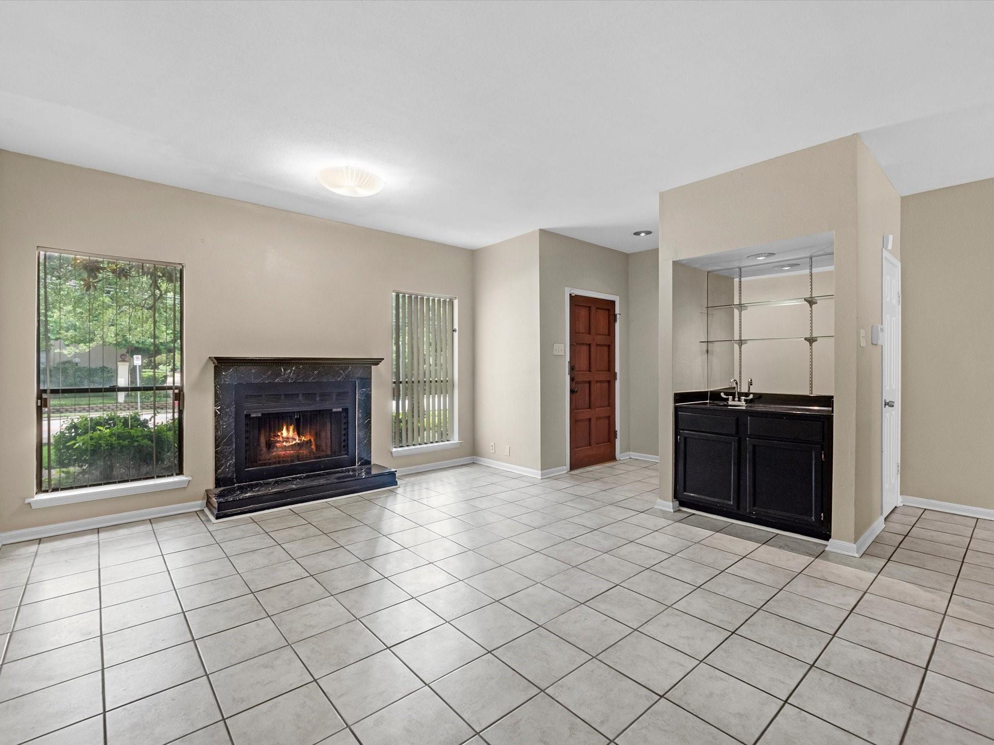 2428 Bering Dr #2428, Houston, TX 77057 photo