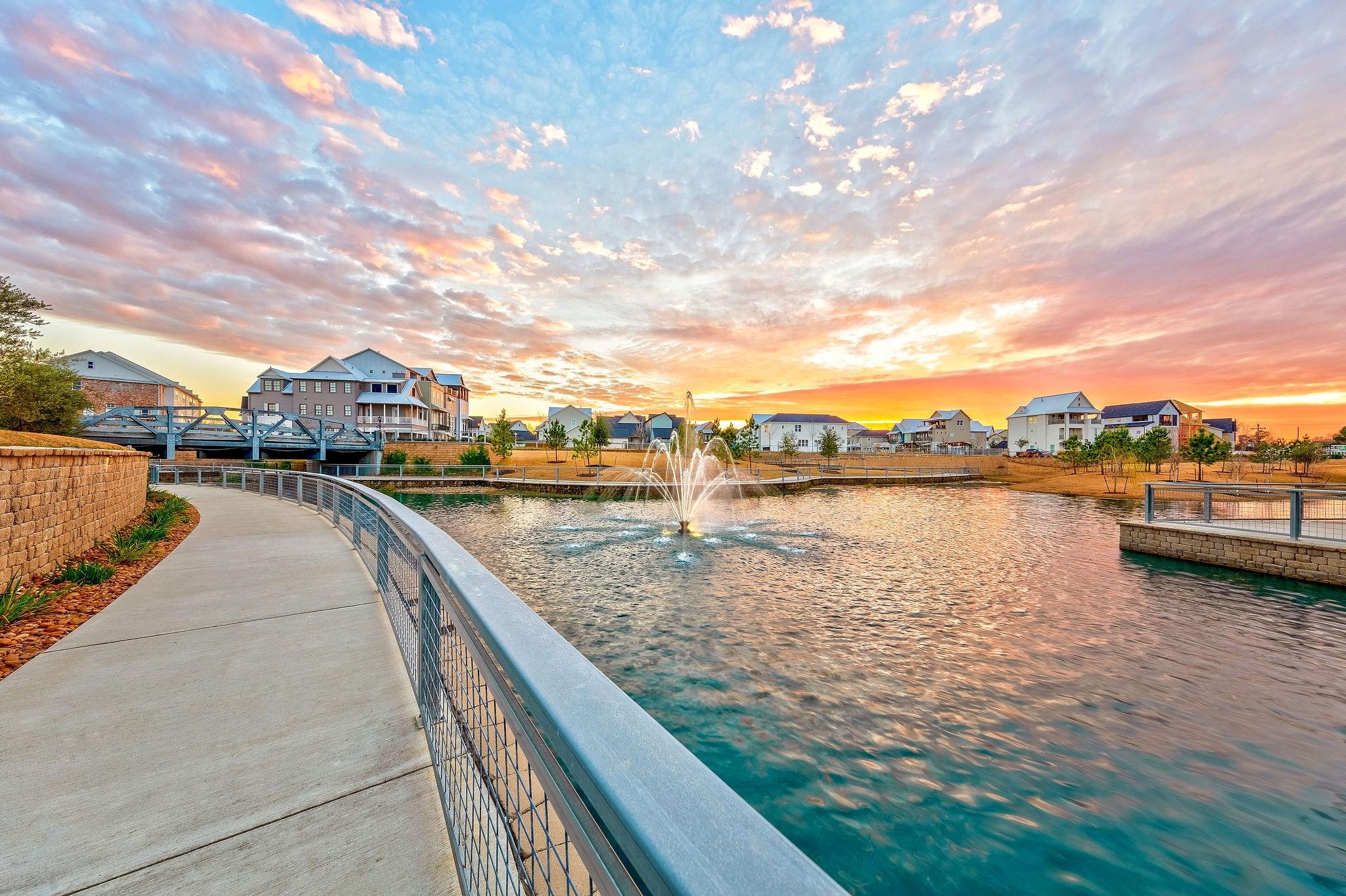 2647 Lake Kolbe Ln, Houston, TX 77080 photo