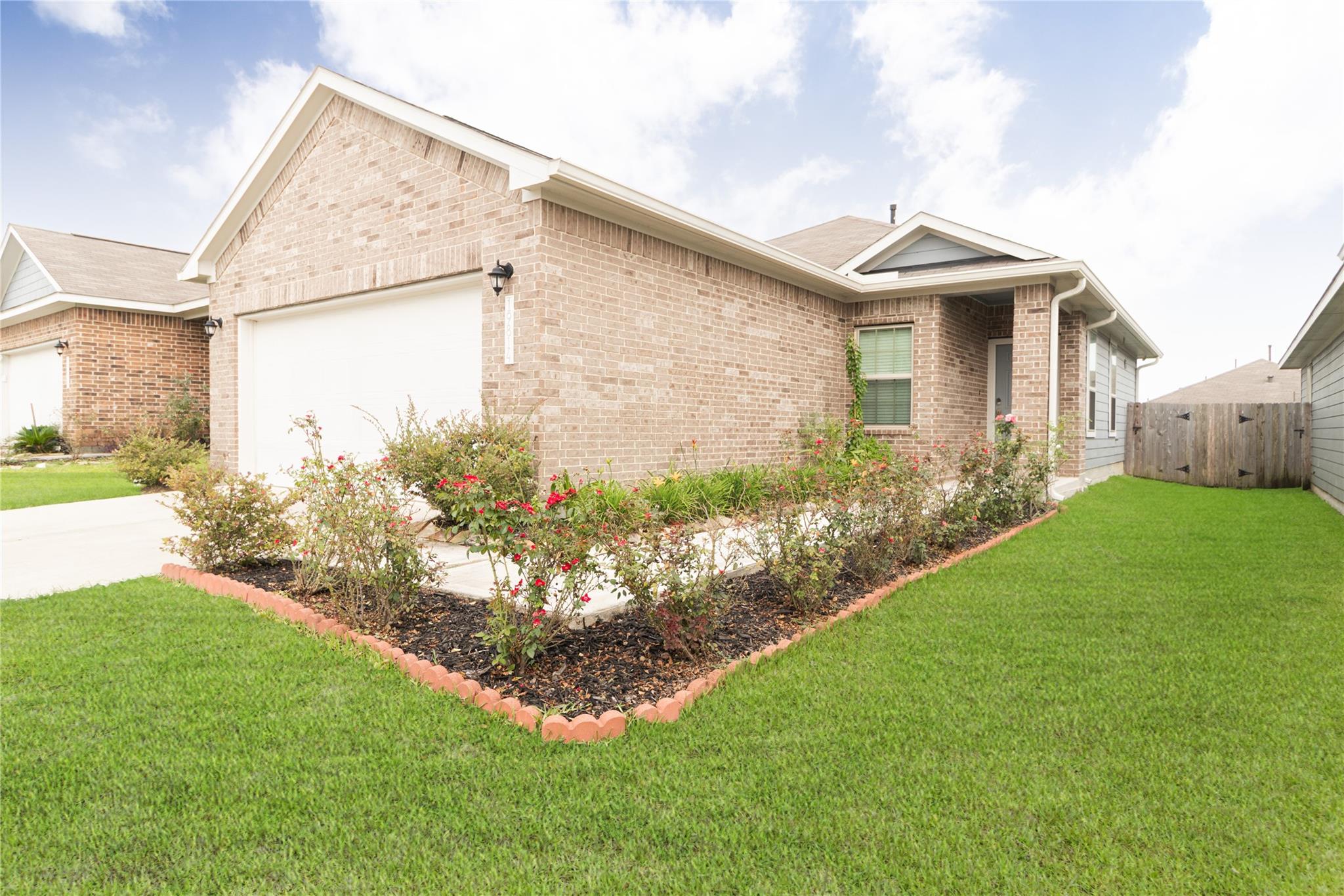 19814 Red Bay Fir Ct, Porter, TX 77365 photo