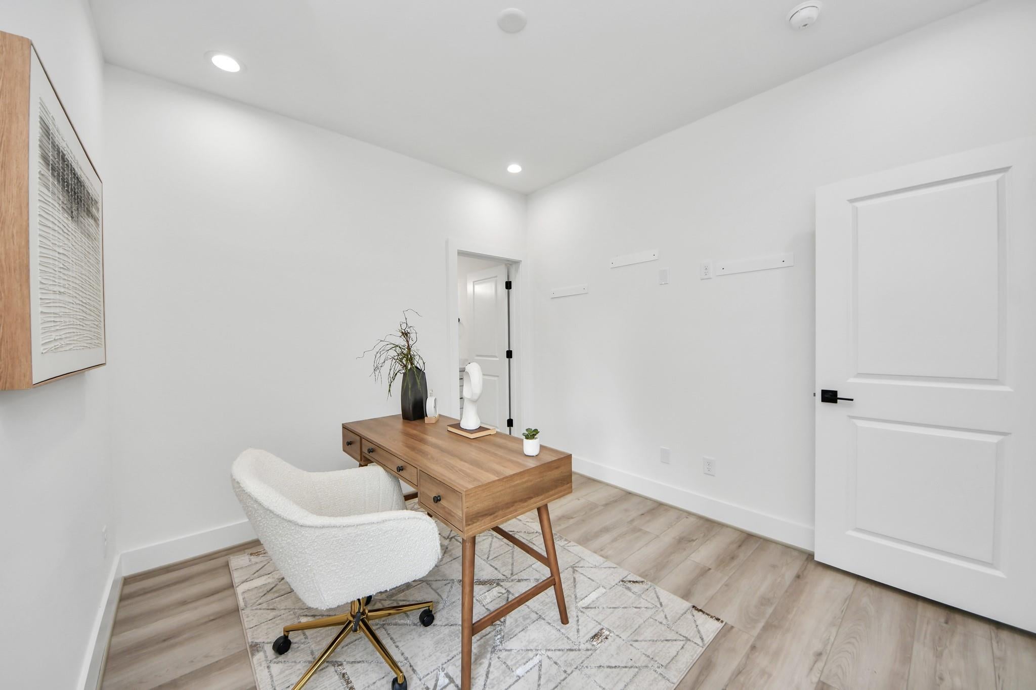 7739 Hammerly Blvd, Houston, TX 77055 photo